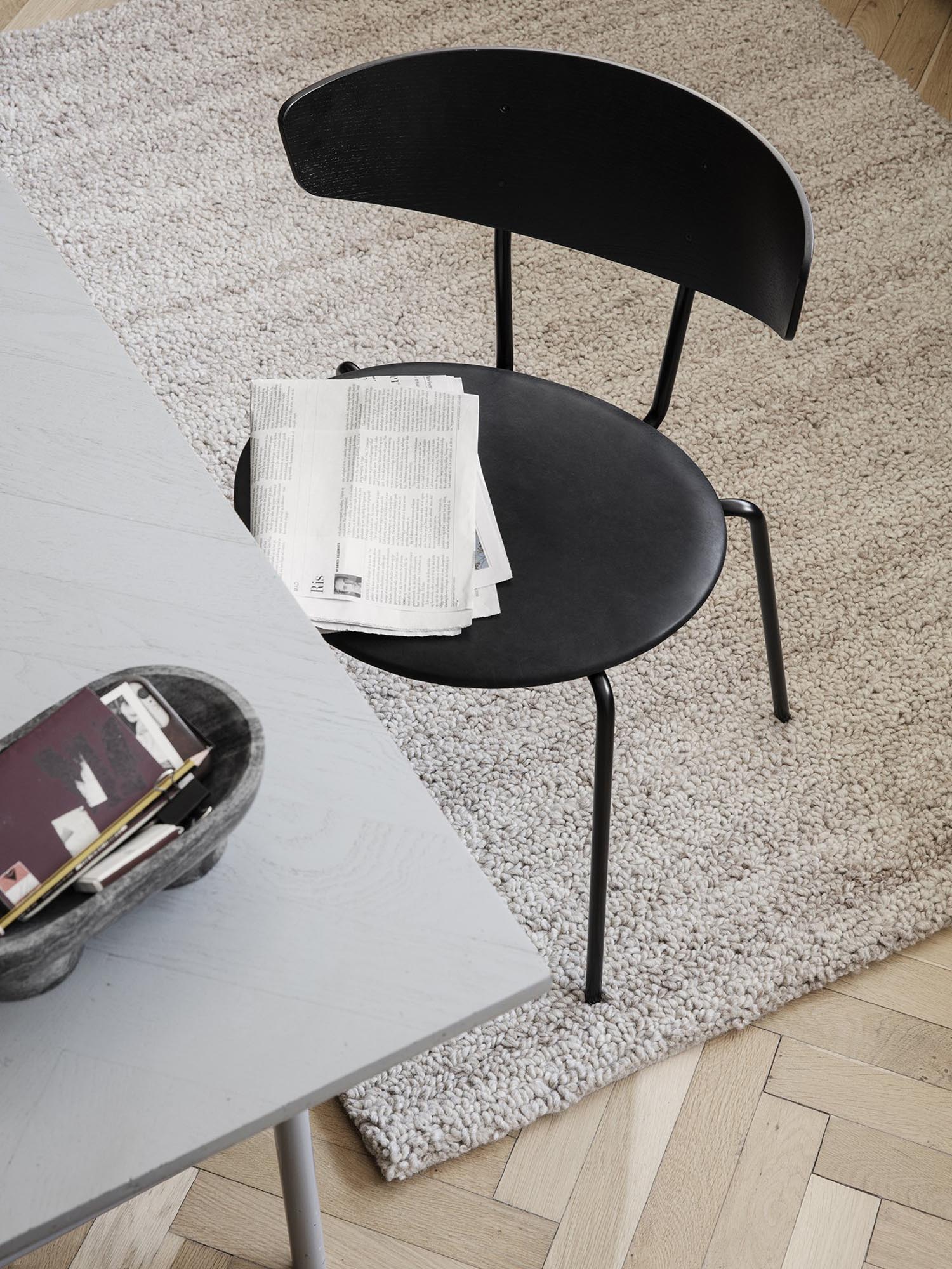 Shade Teppich in Beige präsentiert im Onlineshop von KAQTU Design AG. Teppich ist von Ferm Living