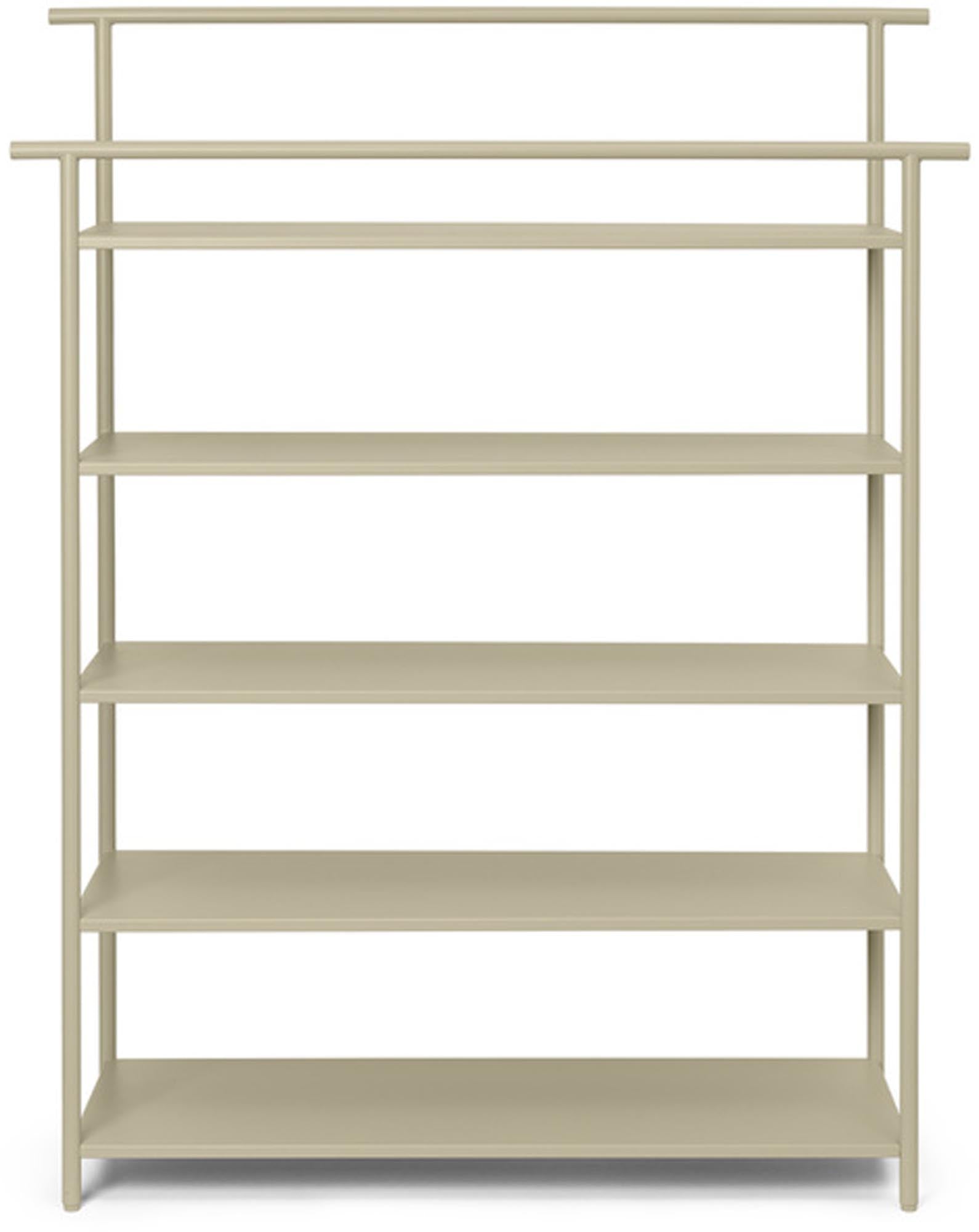 Entdecken Sie das stilvolle Dora Regal von Ferm Living – ein robustes, elegantes Standregal aus pulverbeschichtetem Eisen, ideal für jeden Raum.