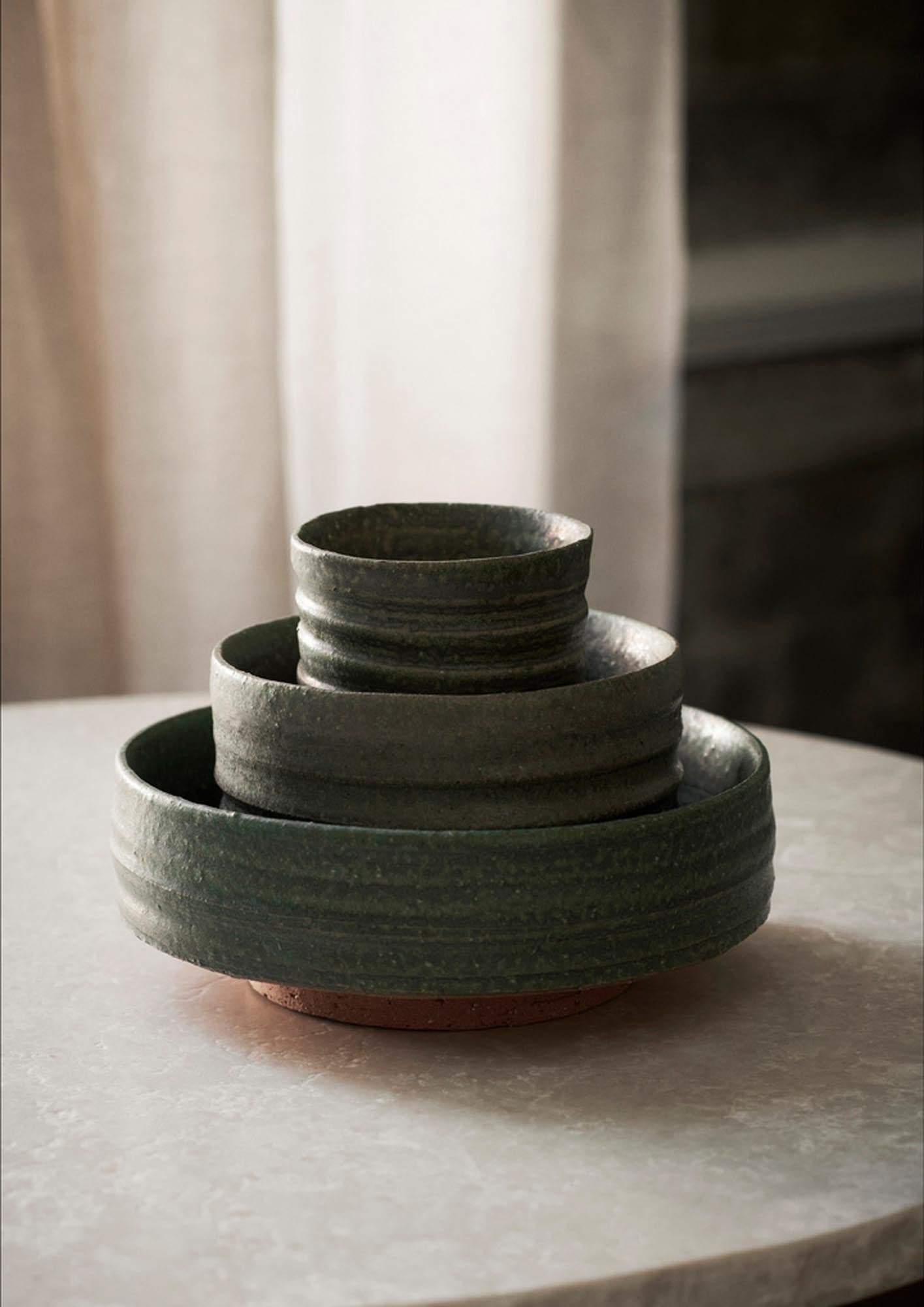 Elegante Serena Schüssel in sanftem Grün, Ø18 cm, ideal für stilvolle Tischdekoration und vielseitige Verwendung im Alltag.