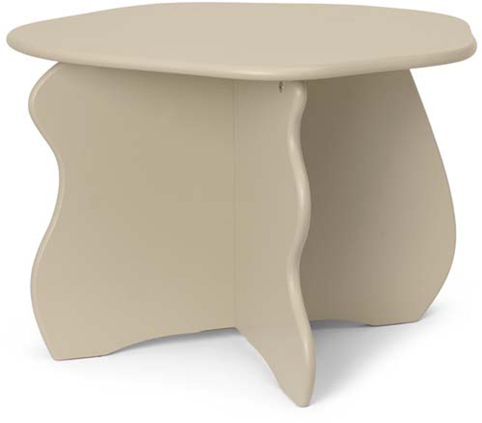 Slope Tisch von Ferm Living: Stilvolle Schlichtheit für Ihr Zuhause.