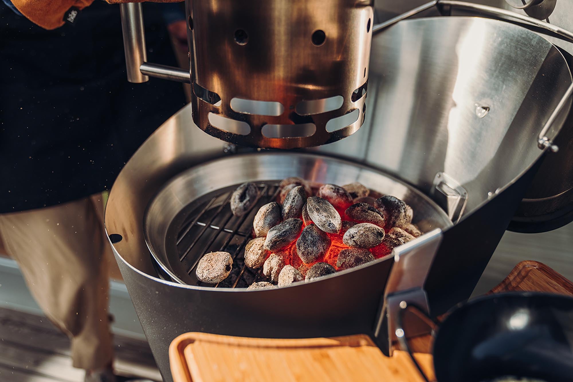 Höfats BBQ Starter: Schnelles Anzünden für perfekte Grillergebnisse.