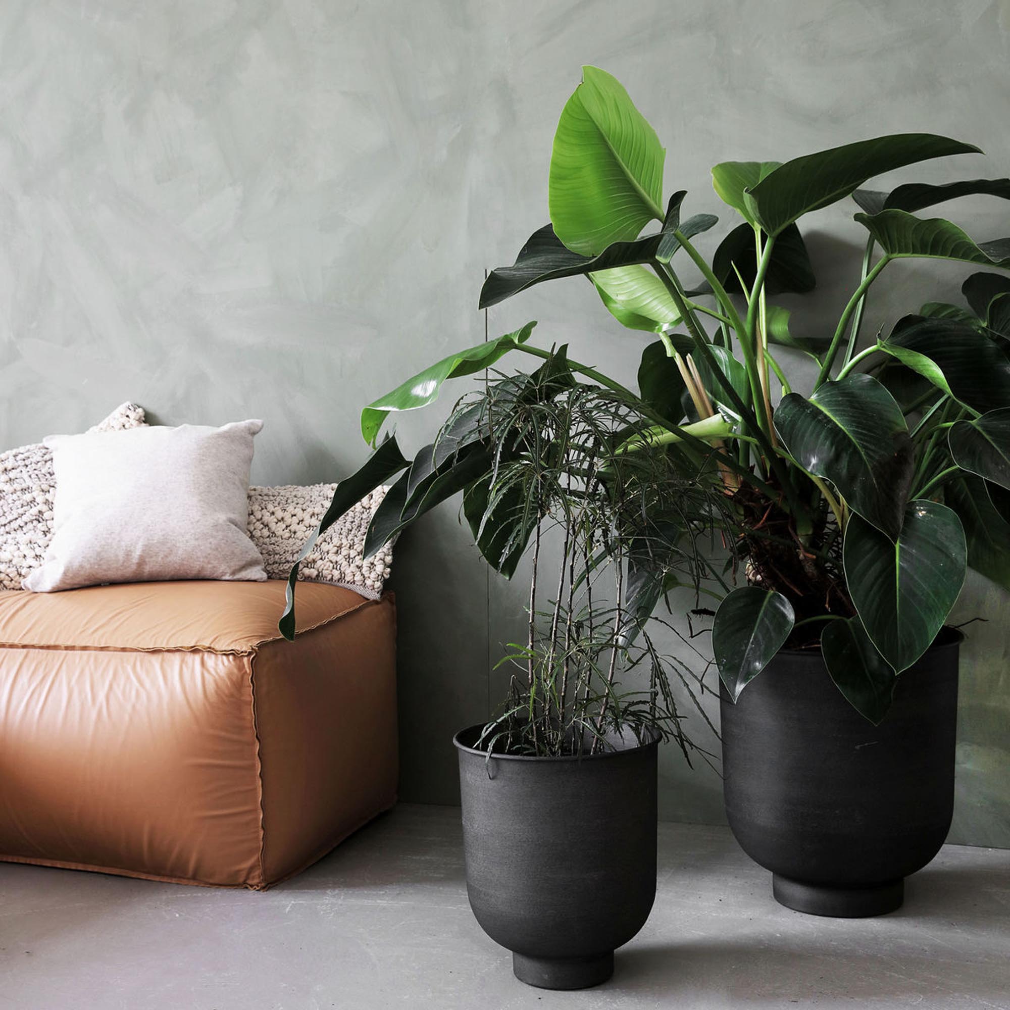 Vig Blumenkasten von House Doctor: Zeitloses Design für Ihr Zuhause.