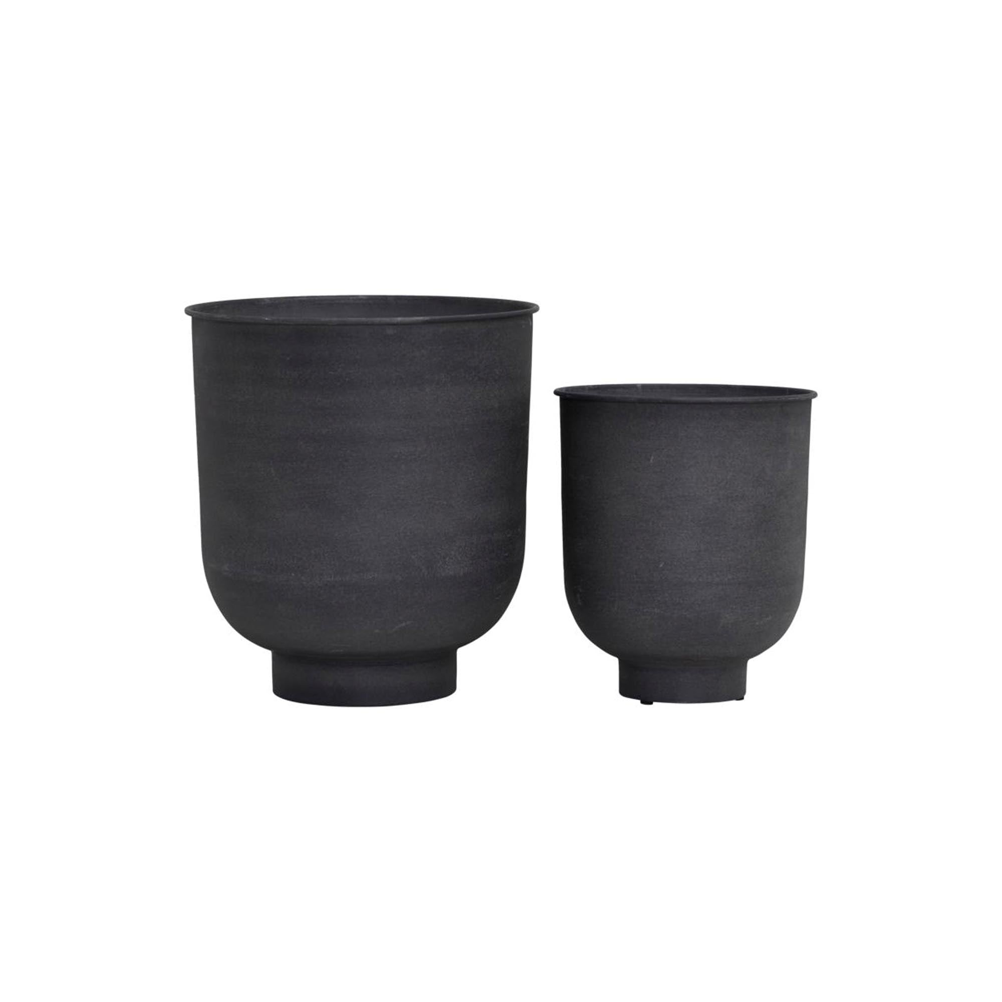 Stilvoller House Doctor Vig Blumenkasten für moderne Wohnräume.