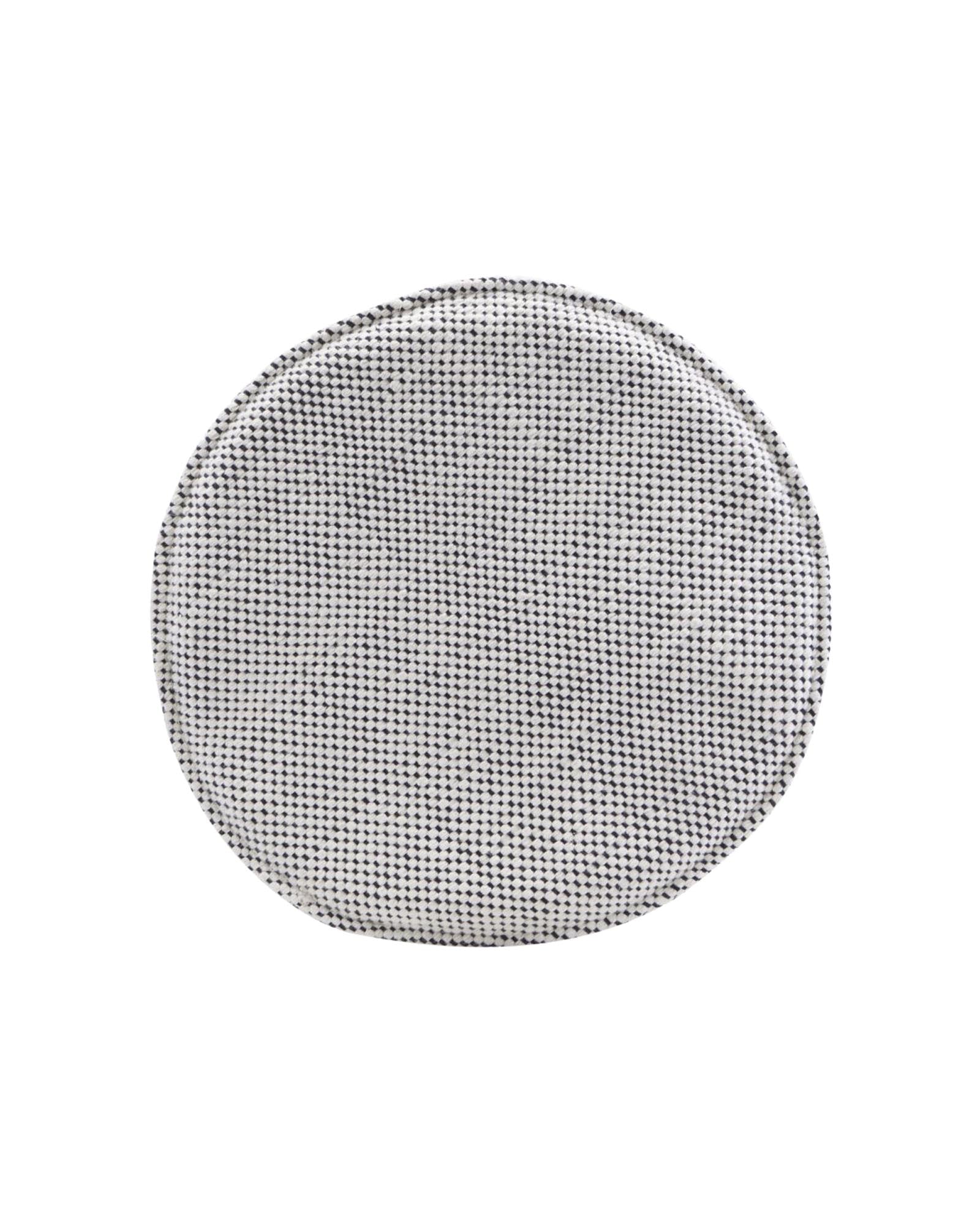 Entdecken Sie das Cuun Stuhlkissen von House Doctor – eine elegante Ergänzung für Ihren Stuhl, die Komfort und Stil vereint.