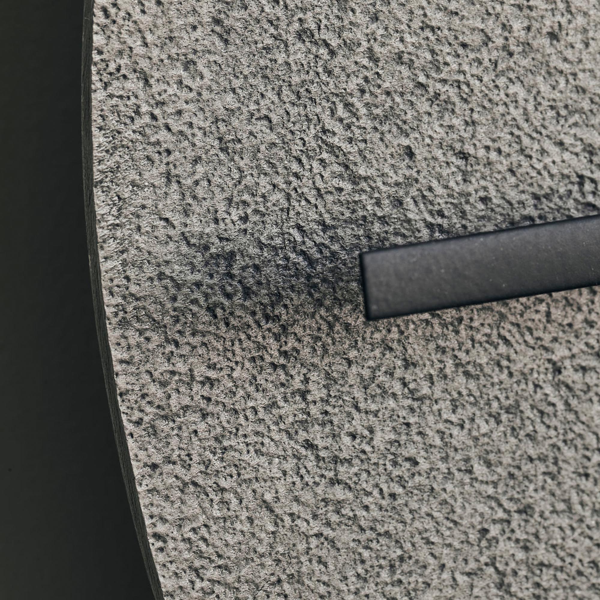 Uhr Thrissur von House Doctor: Skandinavische Eleganz für Ihr Interieur.