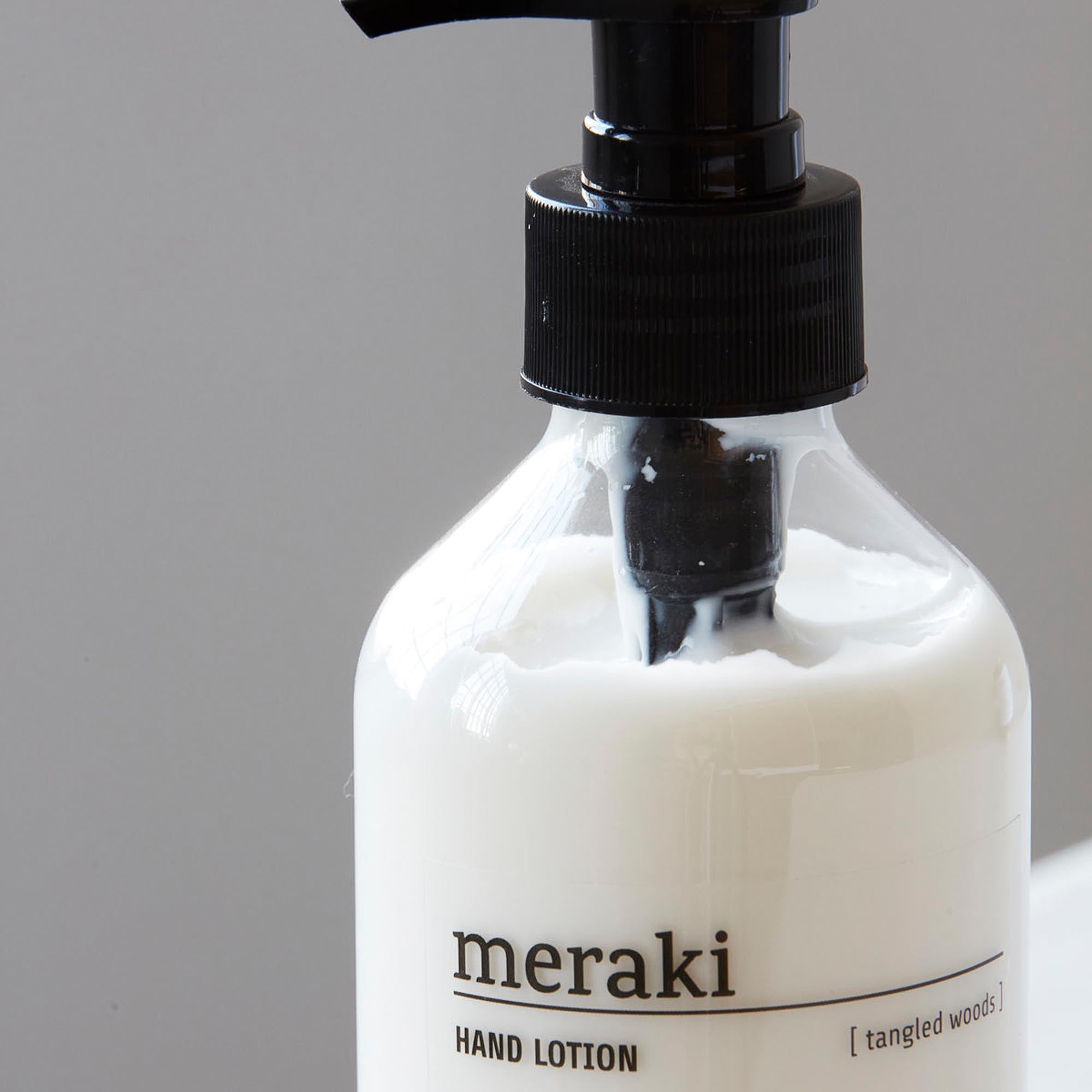 Meraki Hand Lotion Tangled Woods: Natürliche Pflege für zarte Hände.