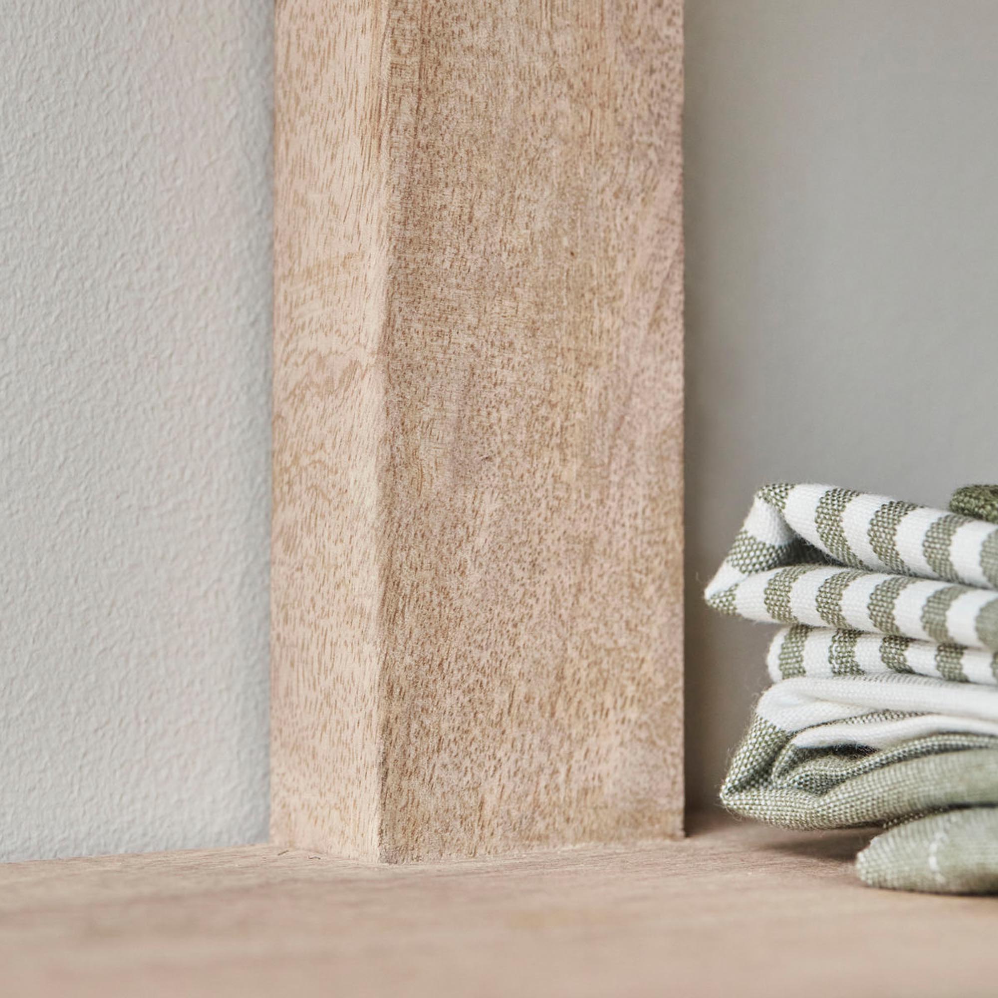 Mangoholz-Regal von House Doctor: Funktionalität trifft auf Design.