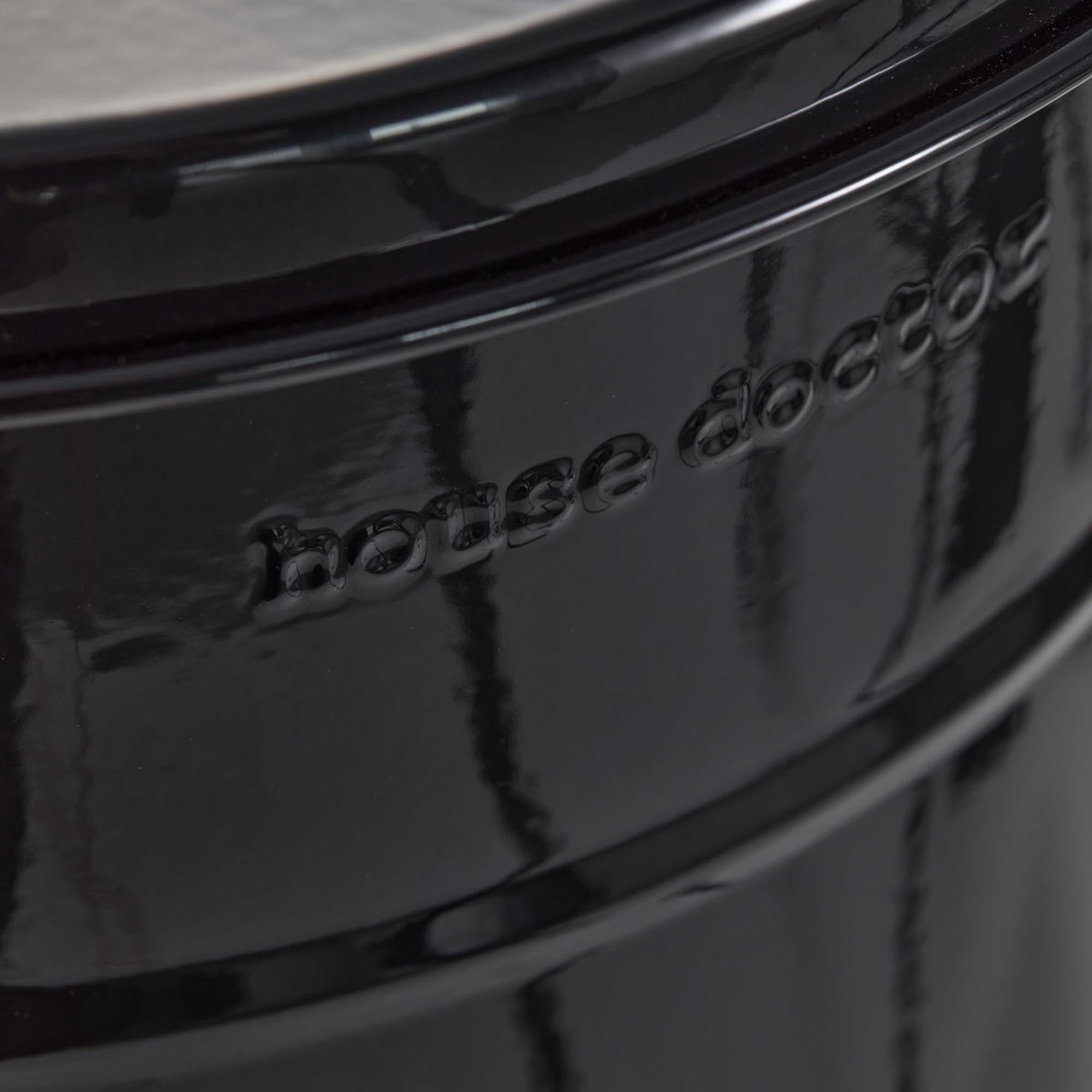 Stilvoller HDSono Mülleimer in Schwarz für zeitgemässe Inneneinrichtung.