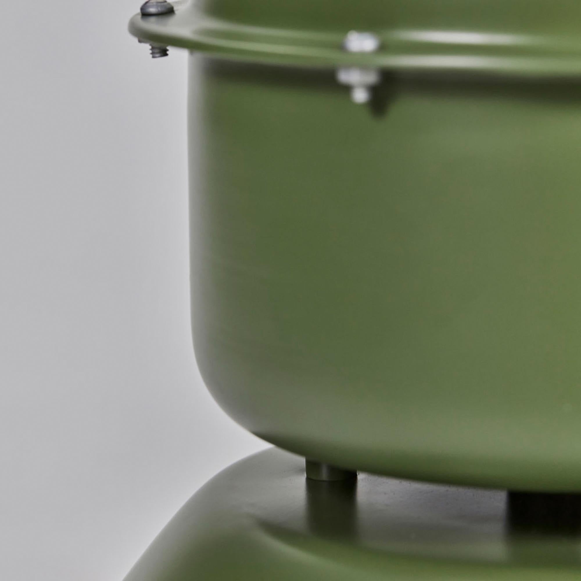 Grüne HDVolumen Lampe von House Doctor: Modernes Design für Ihr Heim.