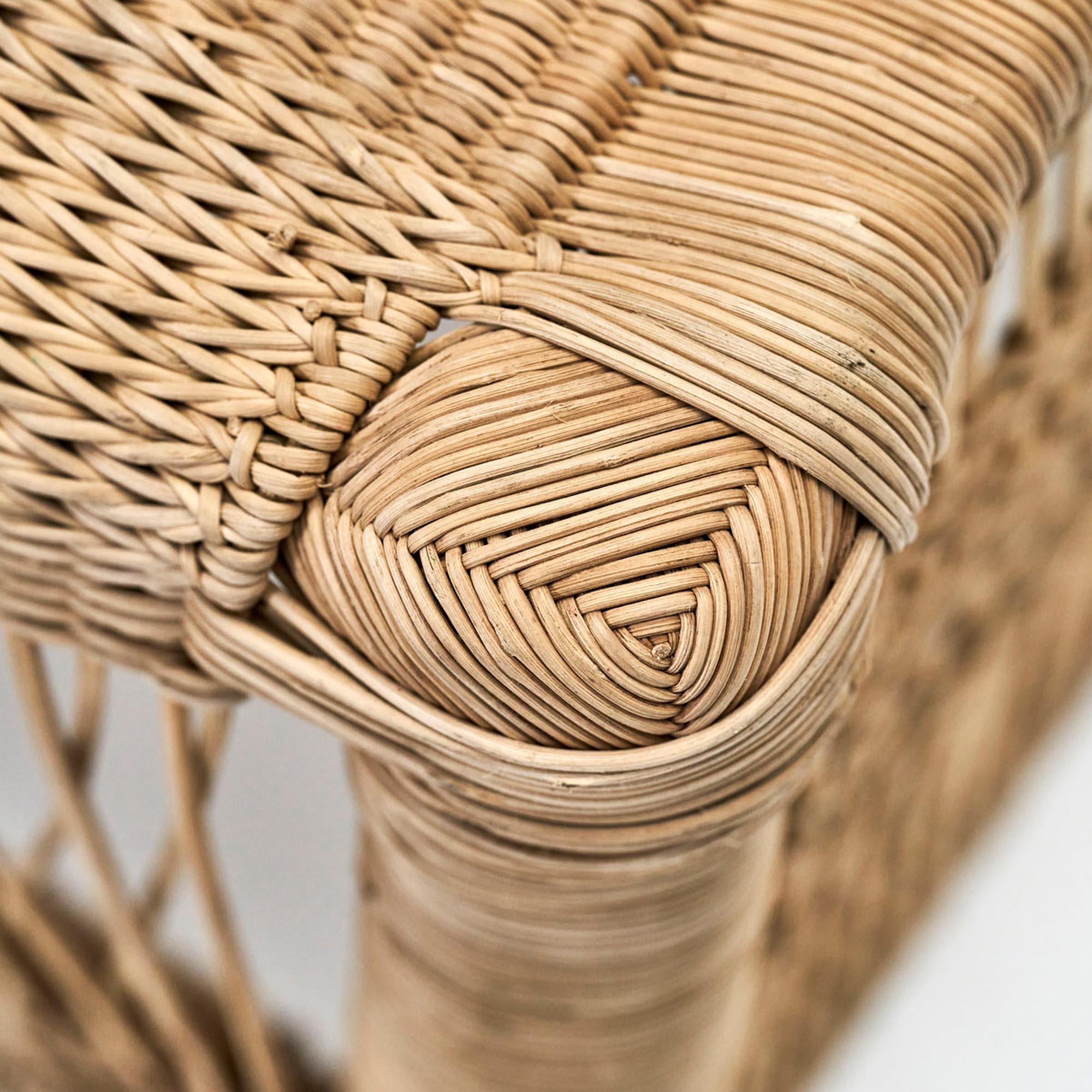 Rustikaler Hocker HDRika aus Naturmaterialien von House Doctor.