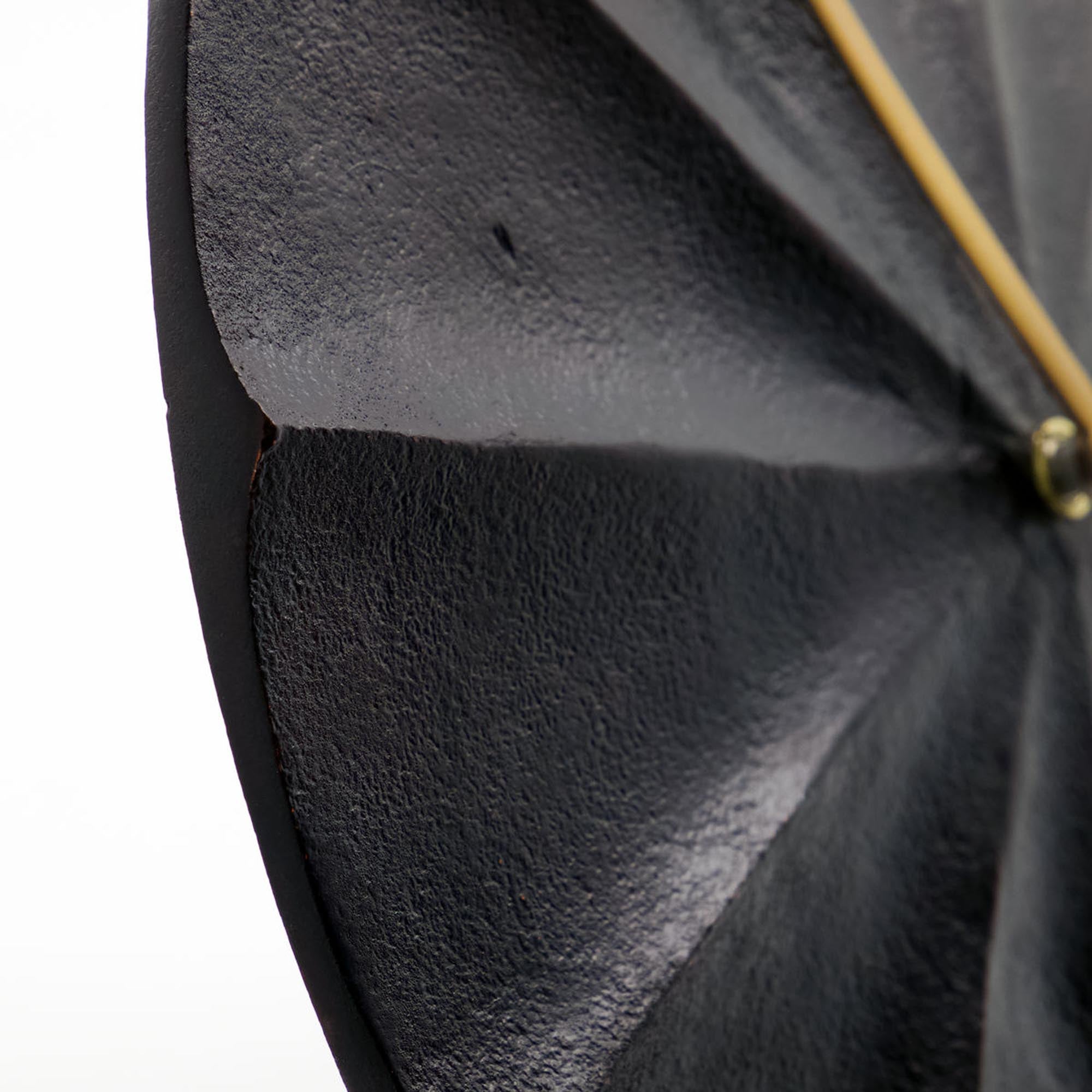 Stilvolle HDShow Uhr in Messingbraun von House Doctor für Ihr Zuhause.