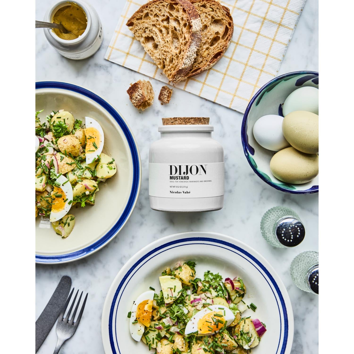 Feiner Dijon-Senf von Nicolas Vahé, 270 g. Perfekt für Dressings, Marinaden und als würzige Beilage. Hochwertiger Geschmack.