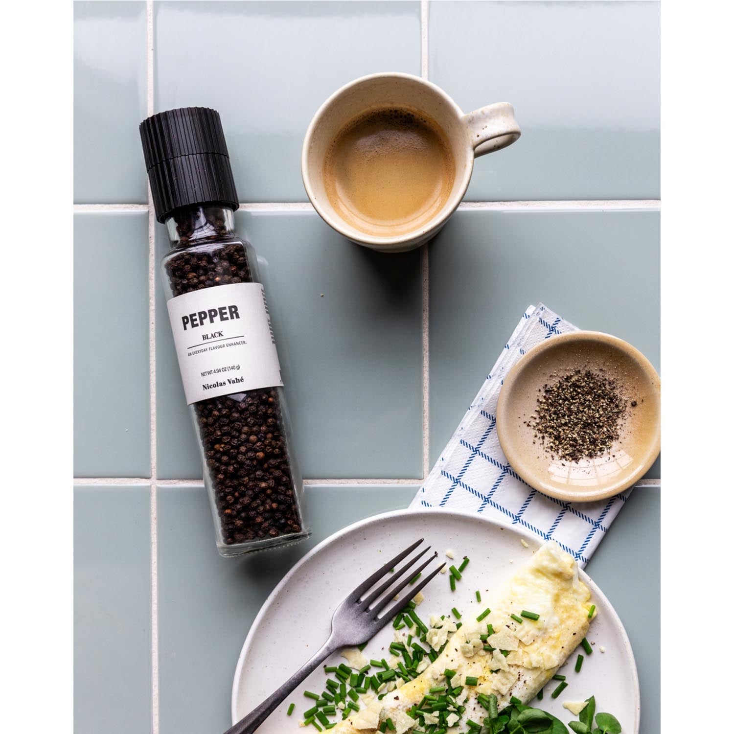Hochwertiger schwarzer Pfeffer von Nicolas Vahé, 140 g, ideal zum Verfeinern von Gerichten und für die tägliche Küche.