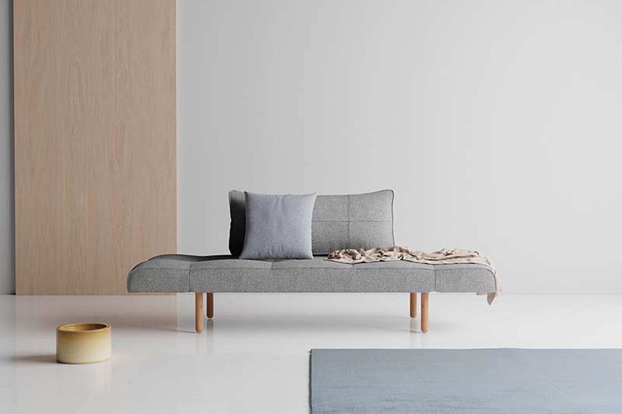 Das Zeal Klappsofa 70 Stem von Innovation Living vereint modernes Design mit vielseitiger Funktionalität – ideal für kleine Räume.