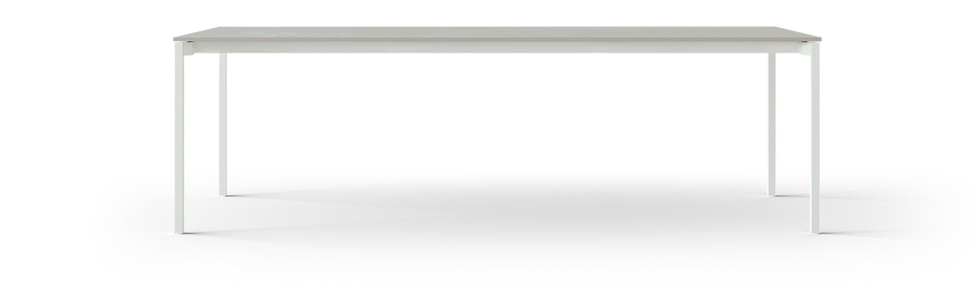 Entdecken Sie den stilvollen Dan Outside Keramiktisch von Mobimex – ideal für entspannte Stunden im Freien und langlebig im Design.