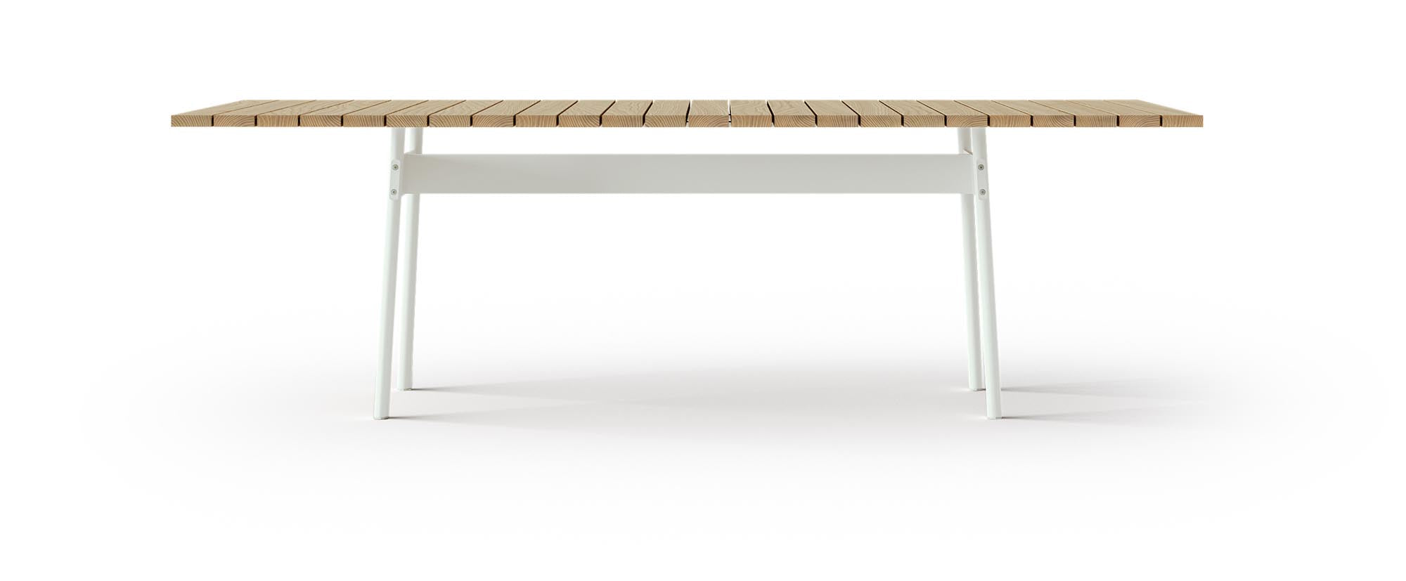 Entdecken Sie den Any Outside Gartentisch von Mobimex in edler Kastanie – stilvoll, robust und perfekt für entspannte Stunden im Freien.