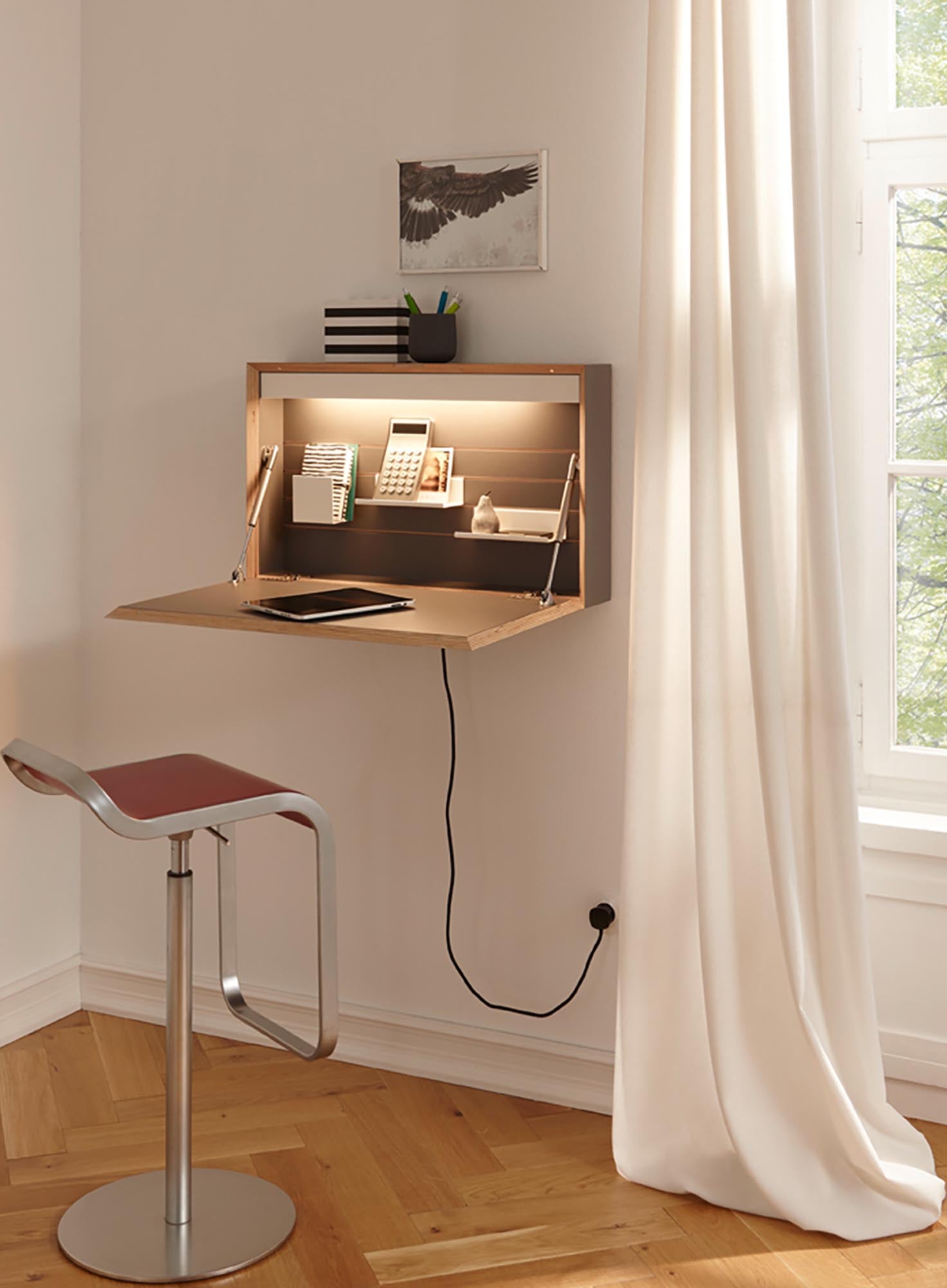 Flatbox CH: Eleganter Wandsekretär für effiziente Raumnutzung.