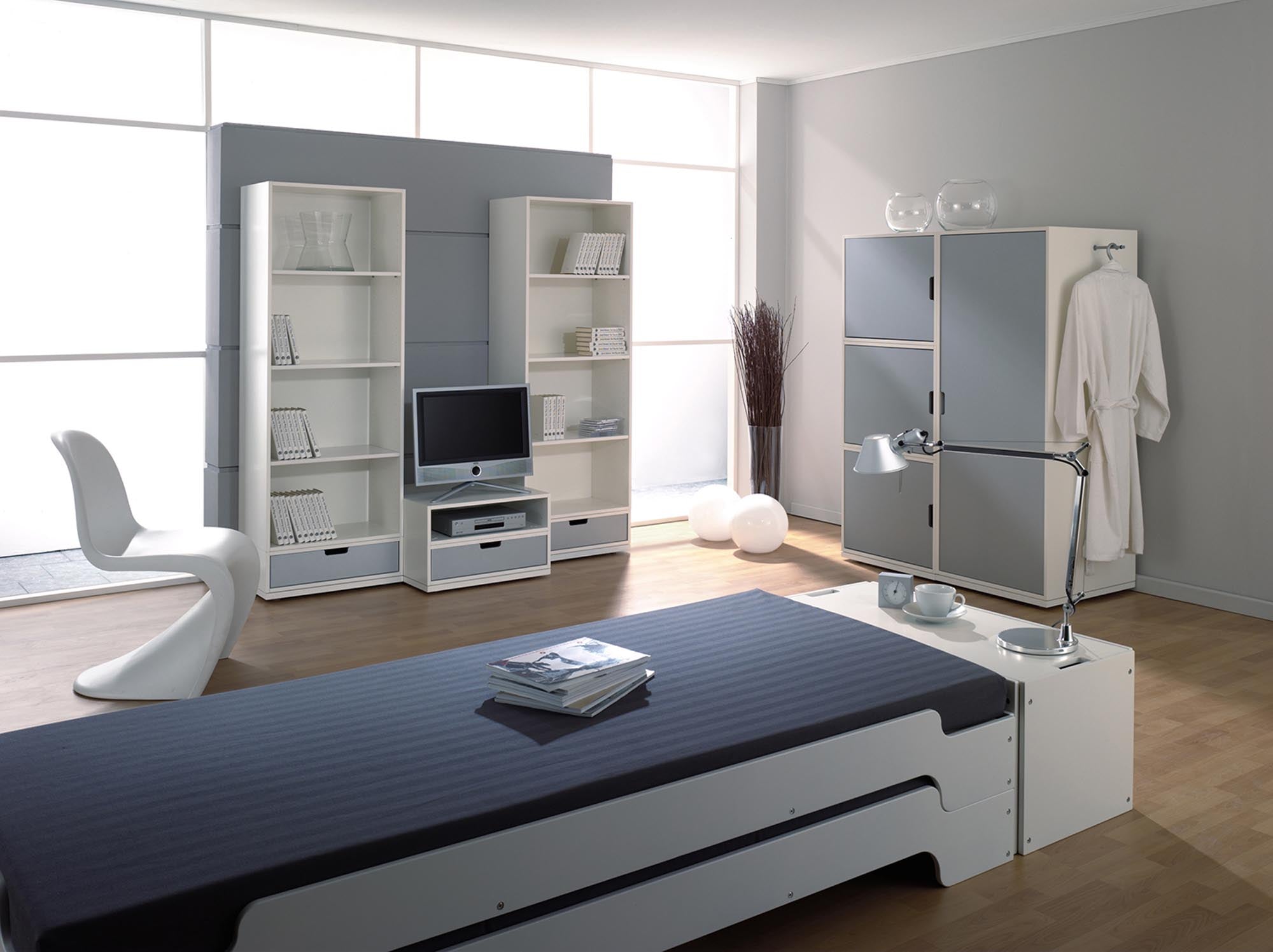 Müller Regal: Modernes Design für flexible Wohnraumlösungen.