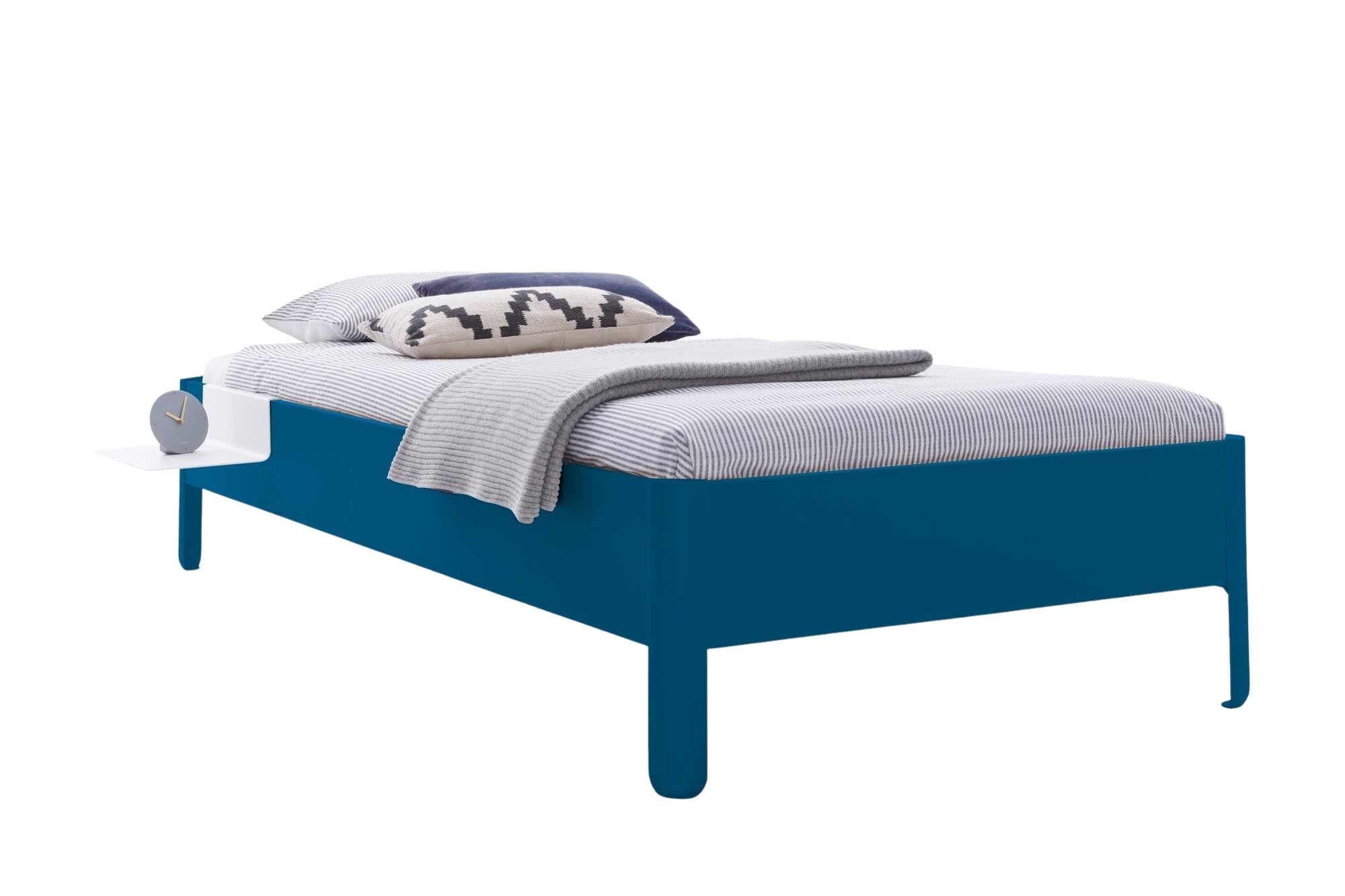 Elegantes Nait Bett 100: Funktionalität trifft auf modernes Design.
