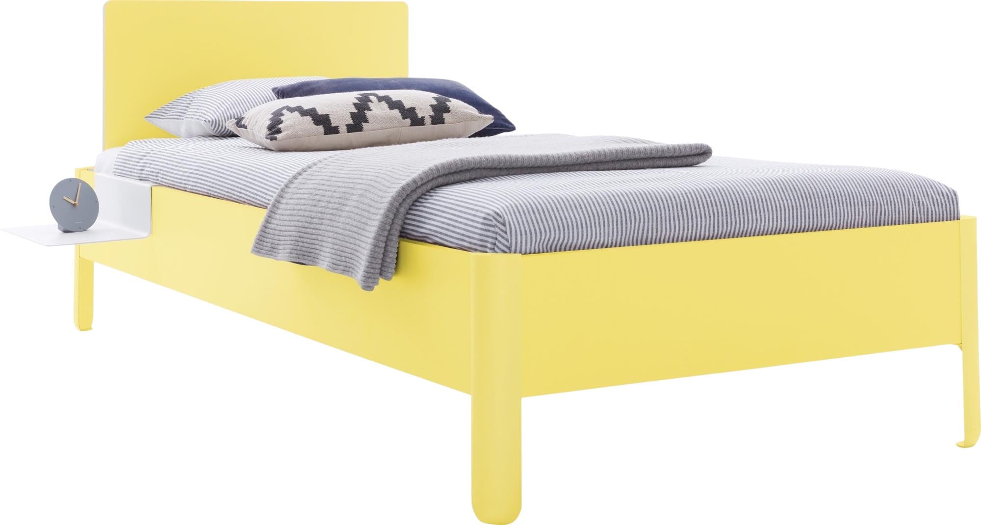 Entdecken Sie das elegante Nait Einzelbett 120 cm mit Kopfteil von Müller Möbelwerkstätten – perfekter Komfort und modernes Design für Ihr Schlafzimmer.