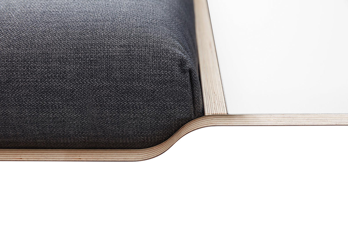 MAUDE Bett mit Lattenrost Starr in Weiss präsentiert im Onlineshop von KAQTU Design AG. Bett ist von Müller Möbelwerkstätten