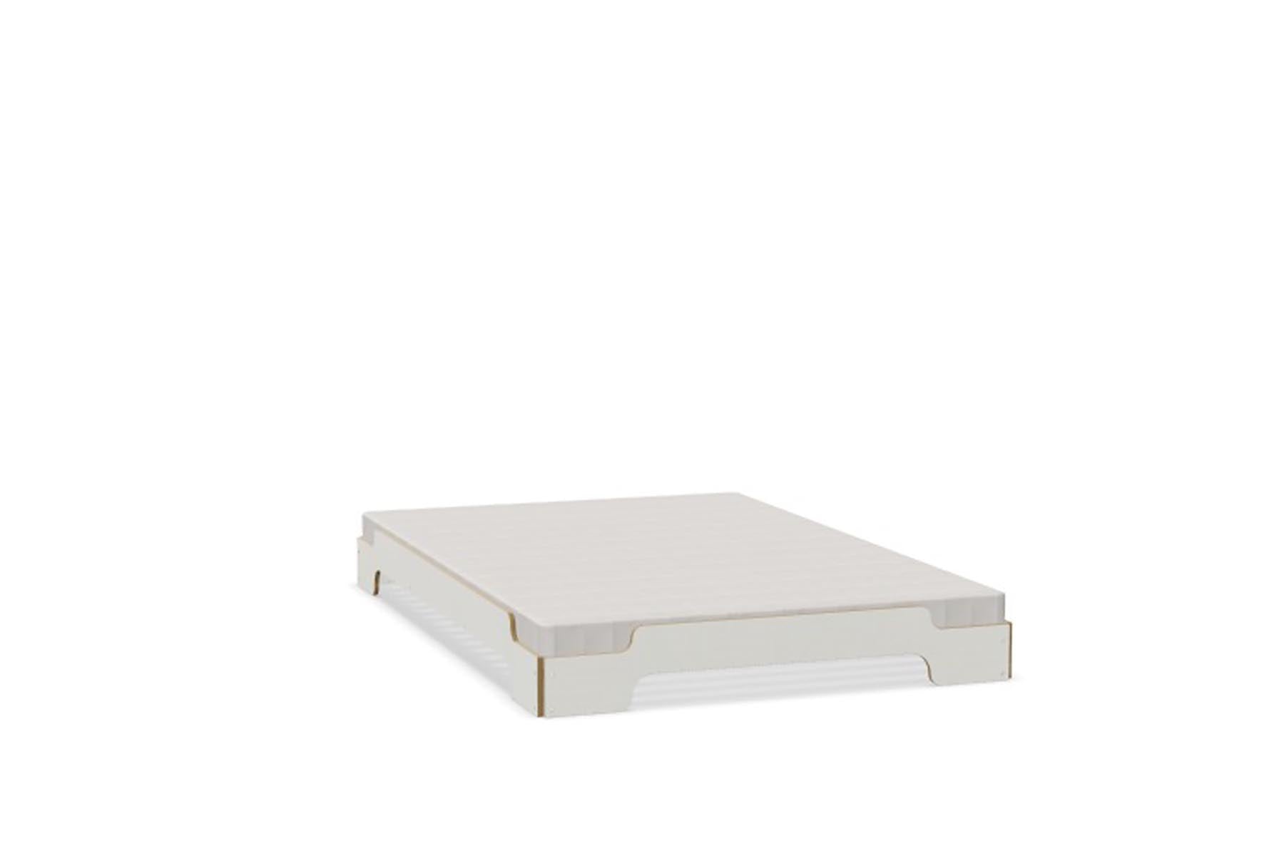 Stilvolle Stapelliege Klassik: Platzsparend und zeitlos modern.