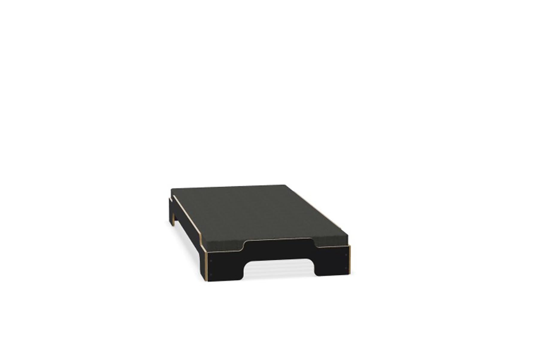 Entdecken Sie die Stapelliege Komfort von Müller Möbelwerkstätten – ein zeitloses, platzsparendes Design, das Eleganz und Funktionalität vereint.