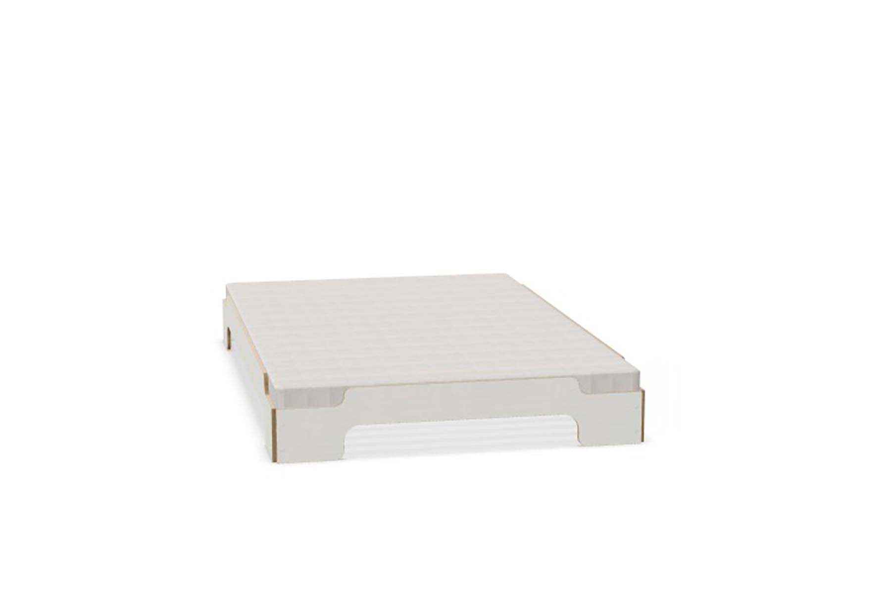 Stapelliege Komfort in Weiss / Birke präsentiert im Onlineshop von KAQTU Design AG. Bett ist von Müller Möbelwerkstätten