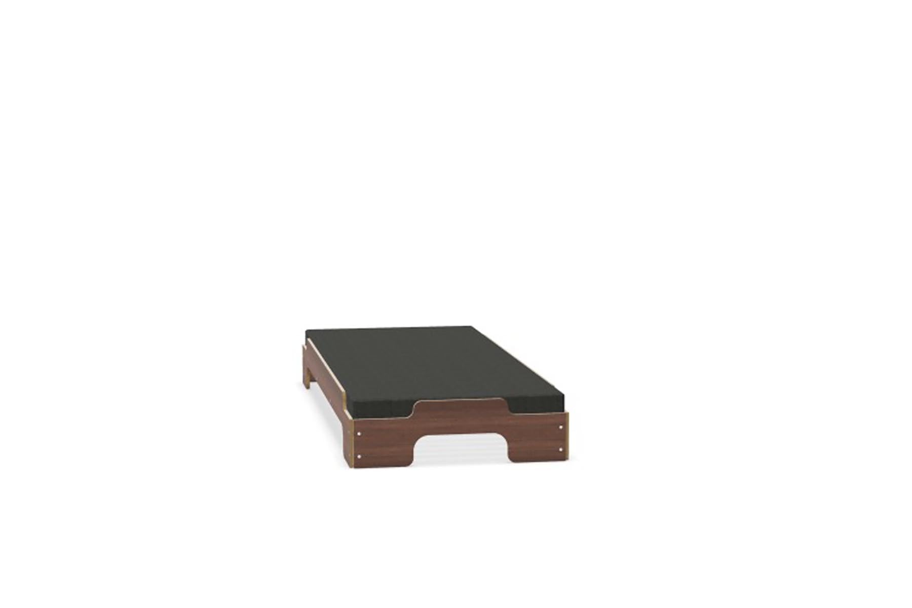 Stapelliege Komfort in Nussbaum lackiert präsentiert im Onlineshop von KAQTU Design AG. Bett ist von Müller Möbelwerkstätten