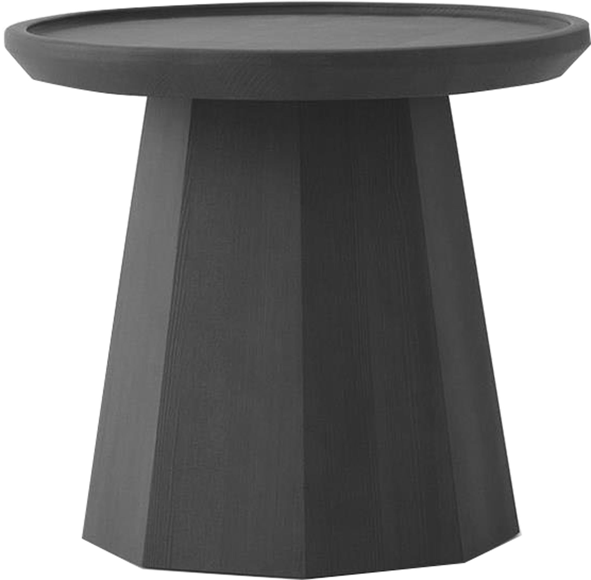 Kompakter Pine Tisch Small von Normann Copenhagen im skandinavischen Look.