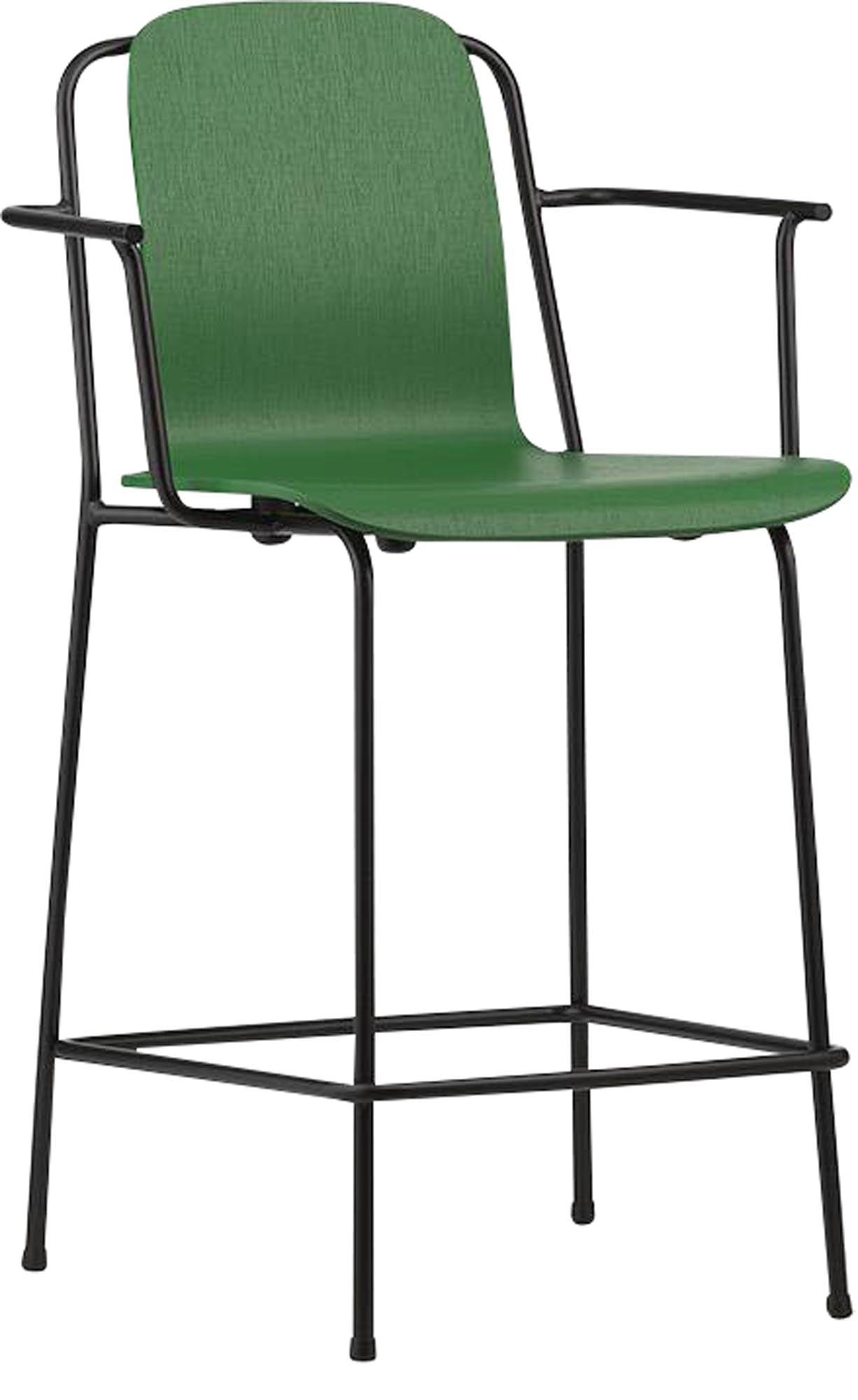Entdecken Sie den eleganten Studio Barstuhl mit Armlehne von Normann Copenhagen. Ideal für Küche und Bar, vereint er skandinavisches Design mit Funktionalität.