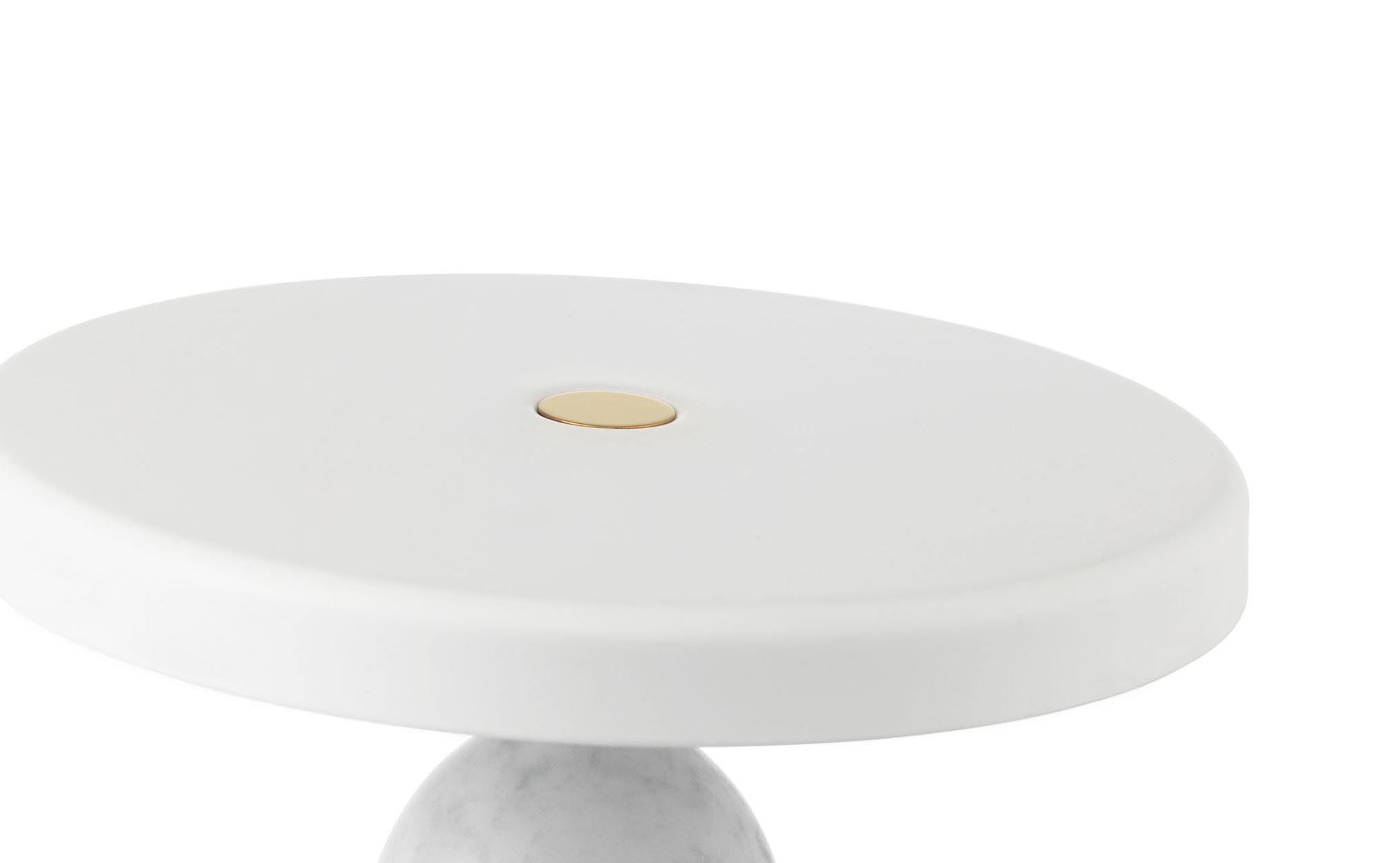 Eddy Tischlampe EU von Normann Copenhagen: Elegante Tischlampe mit skandinavischem Design, ideal für stimmungsvolle Beleuchtung in jedem Raum.