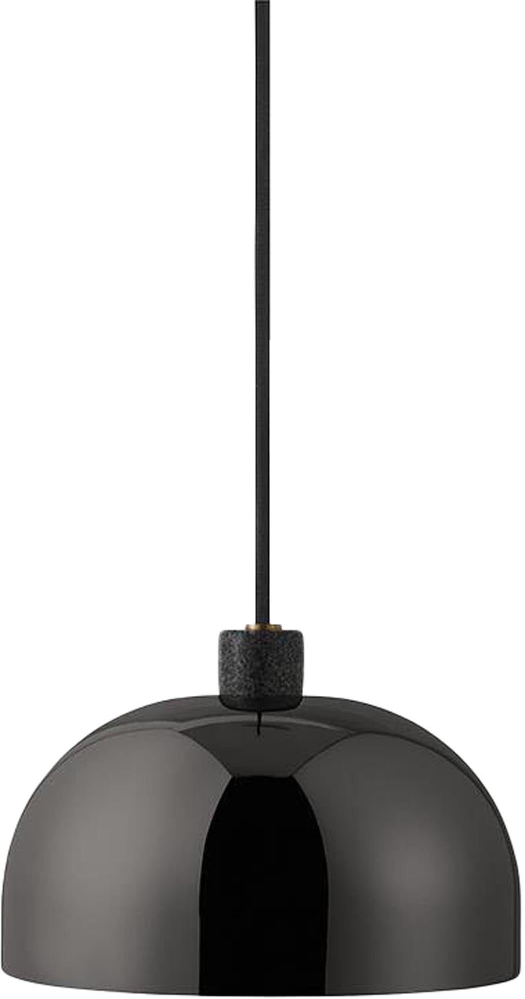 Entdecken Sie die elegante Grant Pendelleuchte Ø23 EU von Normann Copenhagen. Zeitloses Design aus Granit und Metall für vielseitige Beleuchtung.