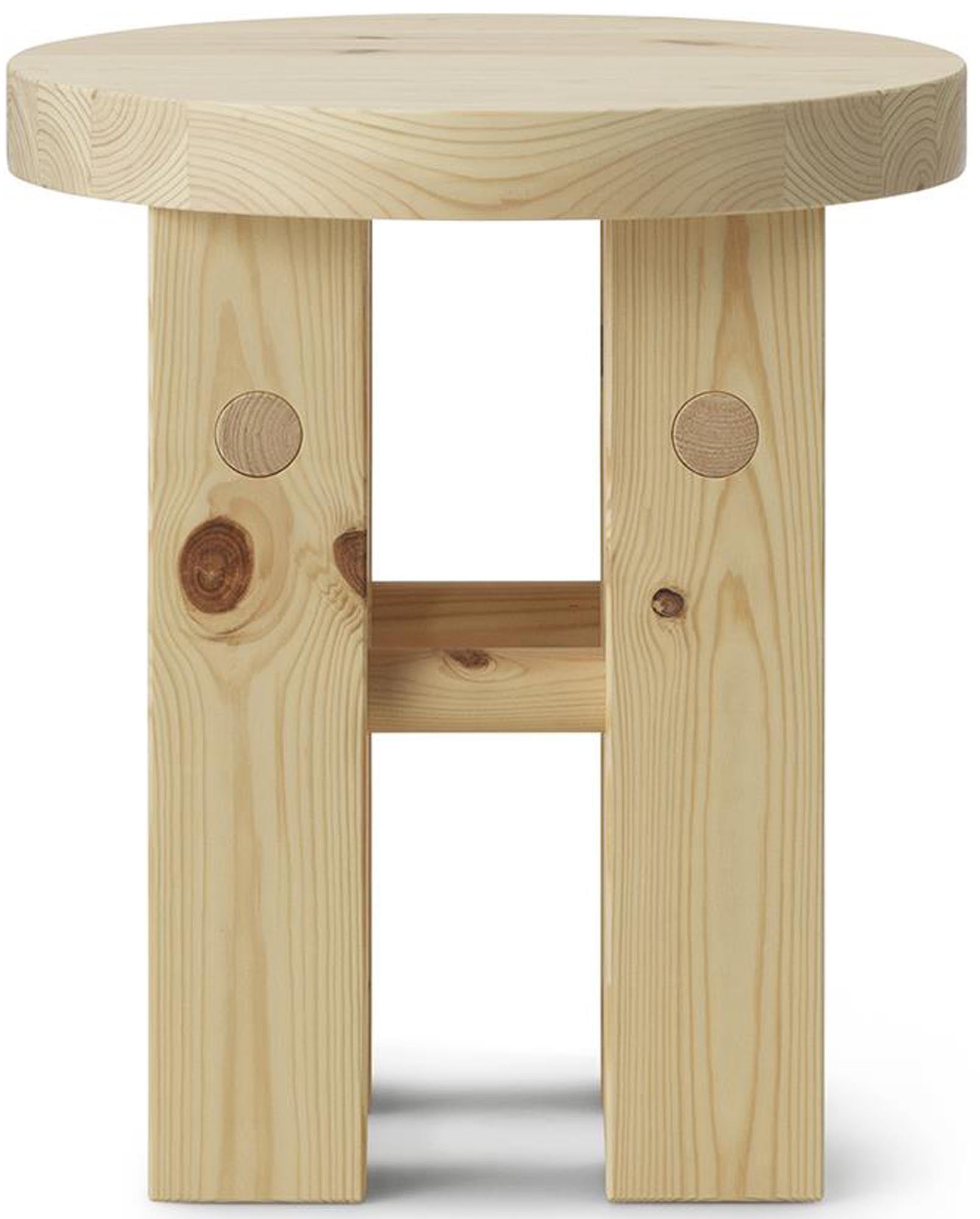 Eleganter Fyr Hocker aus Kiefernholz für stilvolle Räume.