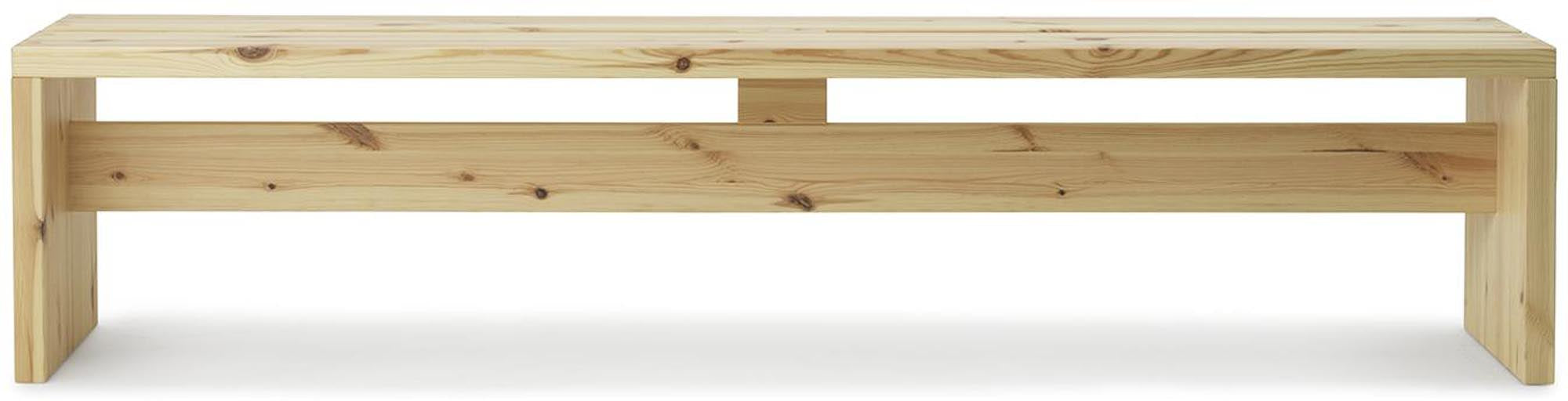 Die Stretch Bank von Normann Copenhagen vereint stilvolle Eleganz mit herausragendem Sitzkomfort und skandinavischer Ästhetik.