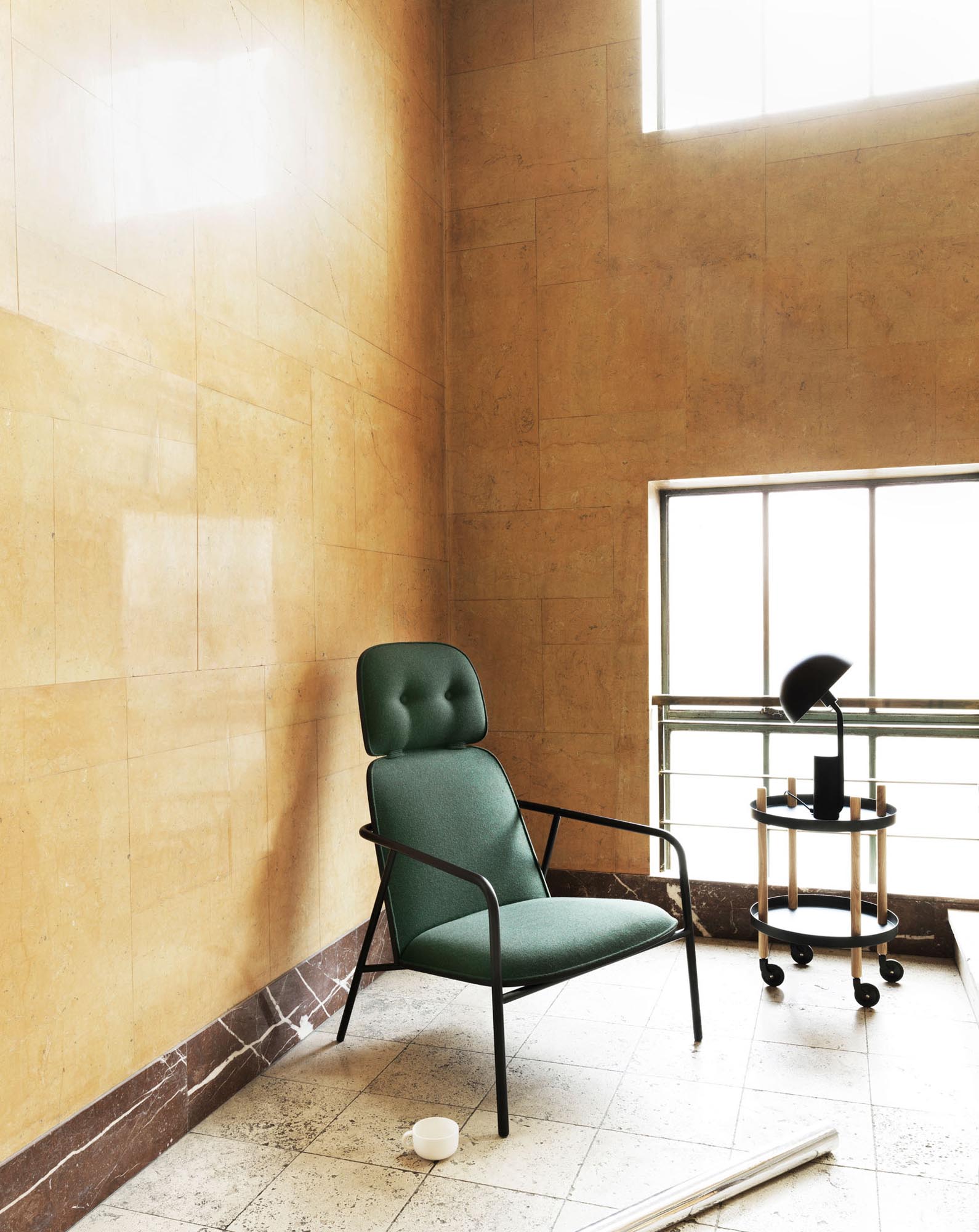 Stilvoller Pad Loungestuhl aus schwarzer Eiche von Normann Copenhagen.