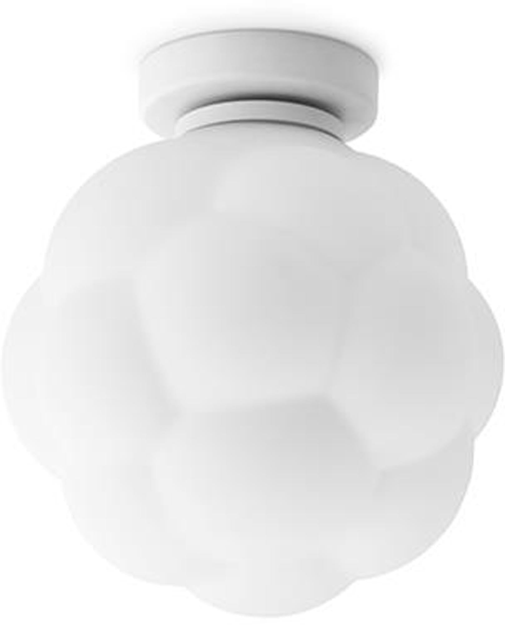 Die Bubba Leuchte von Normann Copenhagen besticht durch ihr elegantes, blasenförmiges Design aus hochwertigem Opalglas und verleiht jedem Raum eine stilvolle Note.