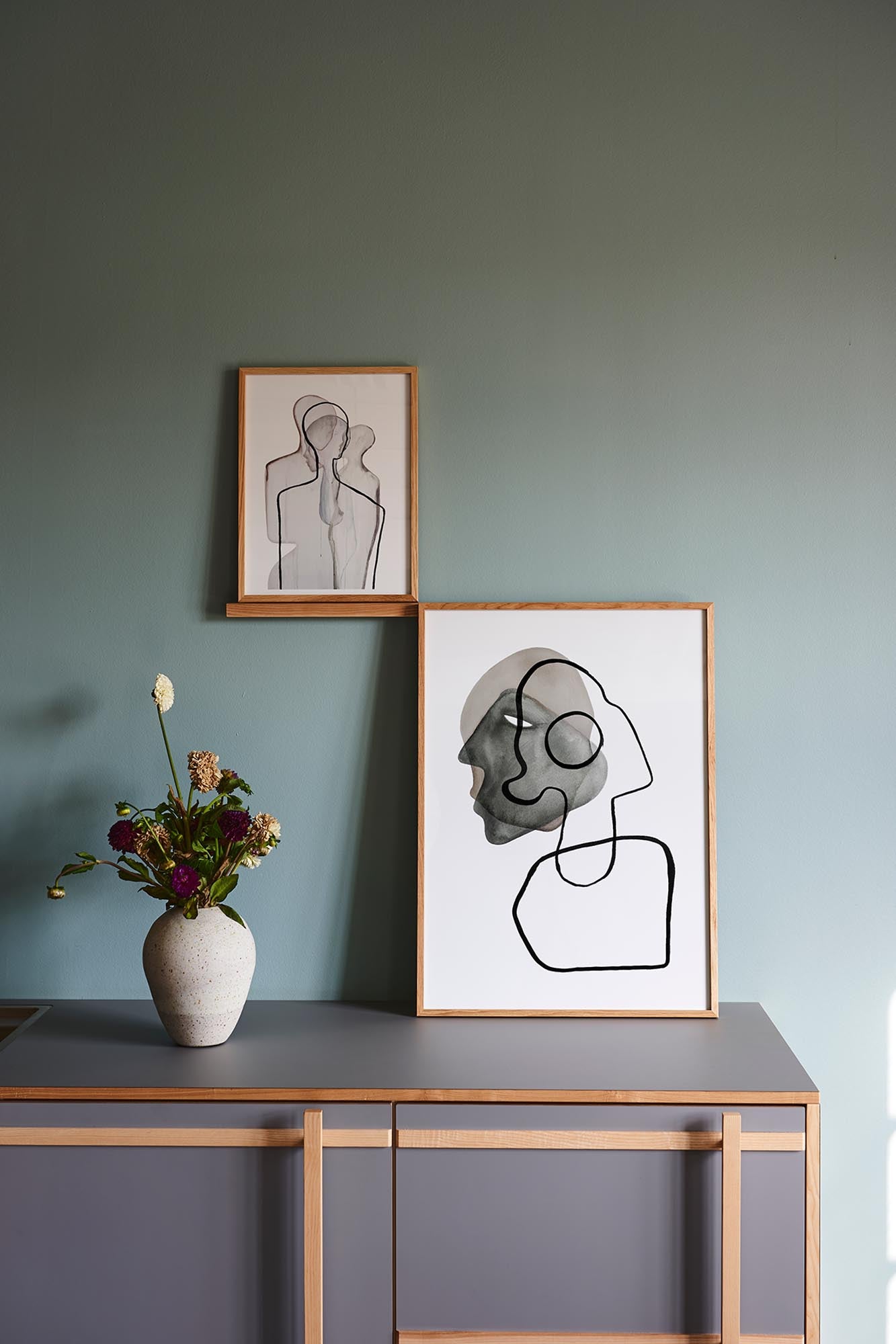 "Mother" Kunstdruck: Fesselnde Kunst, die die Liebe und Komplexität der Mutterschaft feiert. Hochwertig, nachhaltig und perfekt für jedes Zuhause.