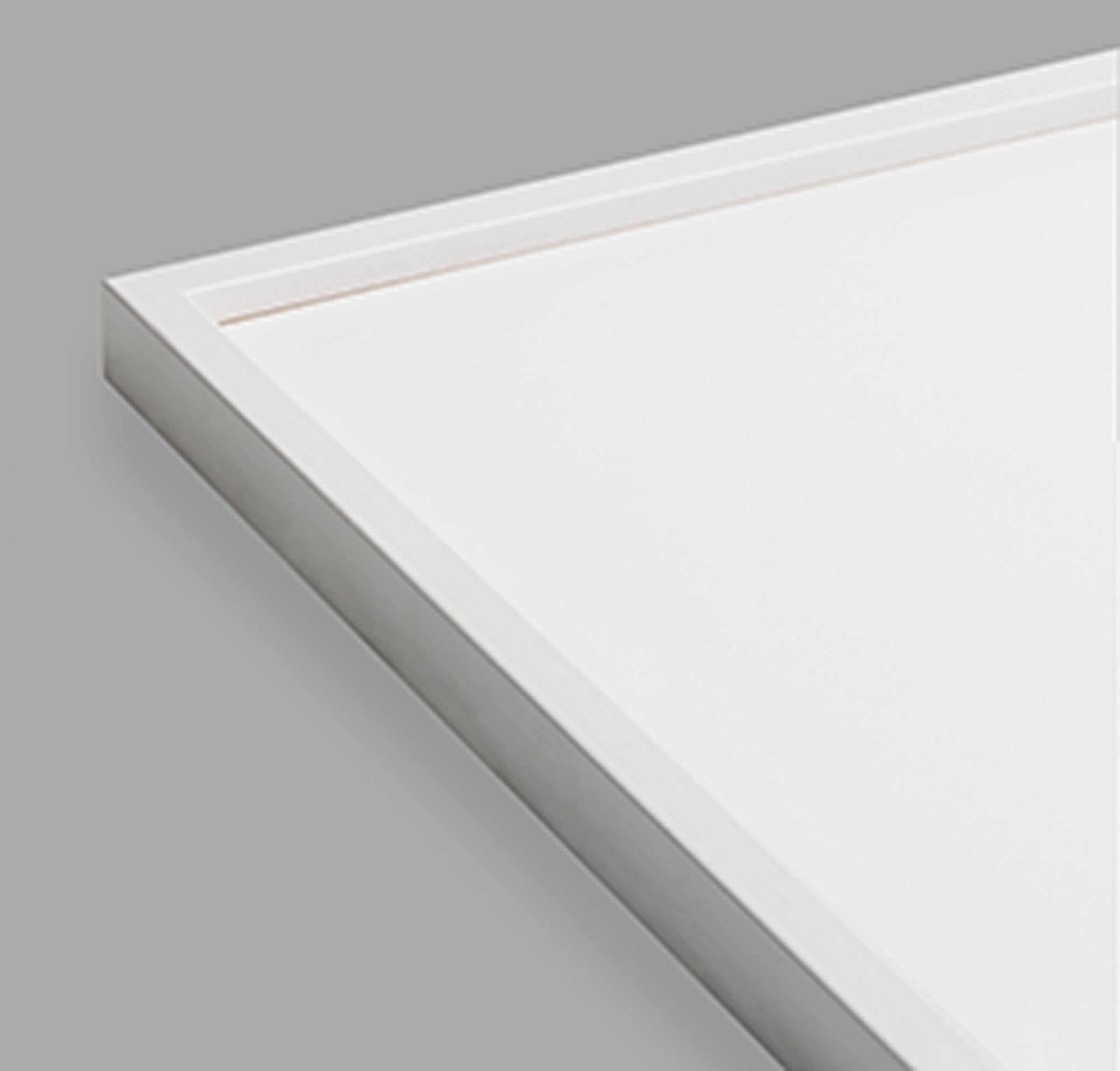 Eleganter Kunstdruck im Rahmen von Paper Collective für zeitlose Räume.