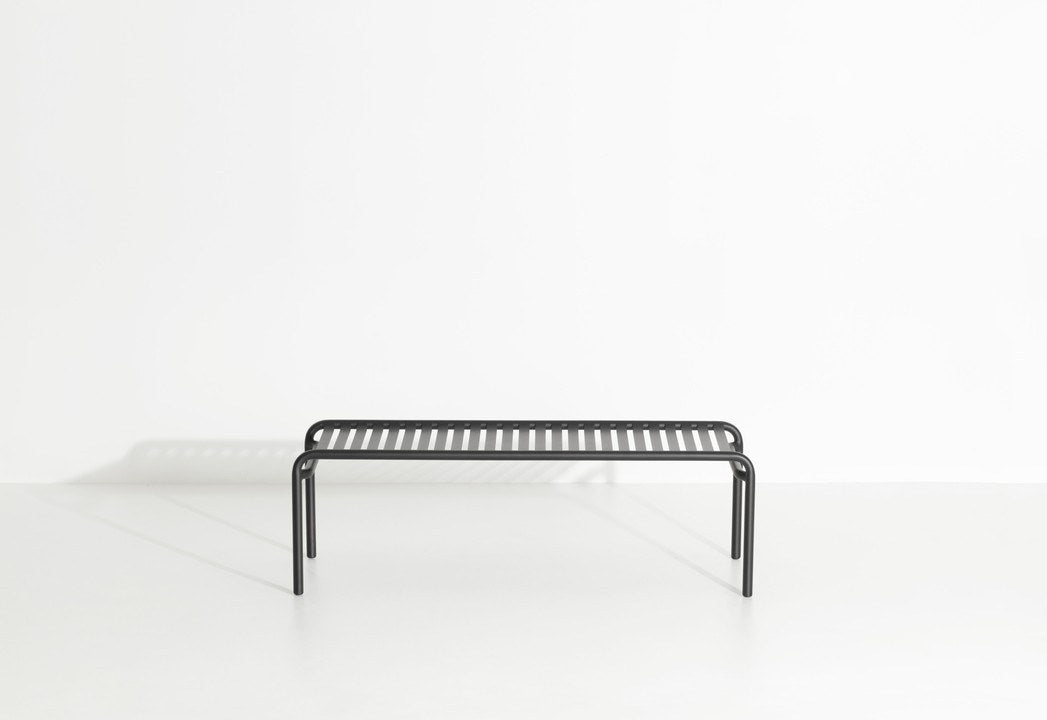 Week-End Coffee Table large in Black präsentiert im Onlineshop von KAQTU Design AG. Loungetisch ist von Petite Friture