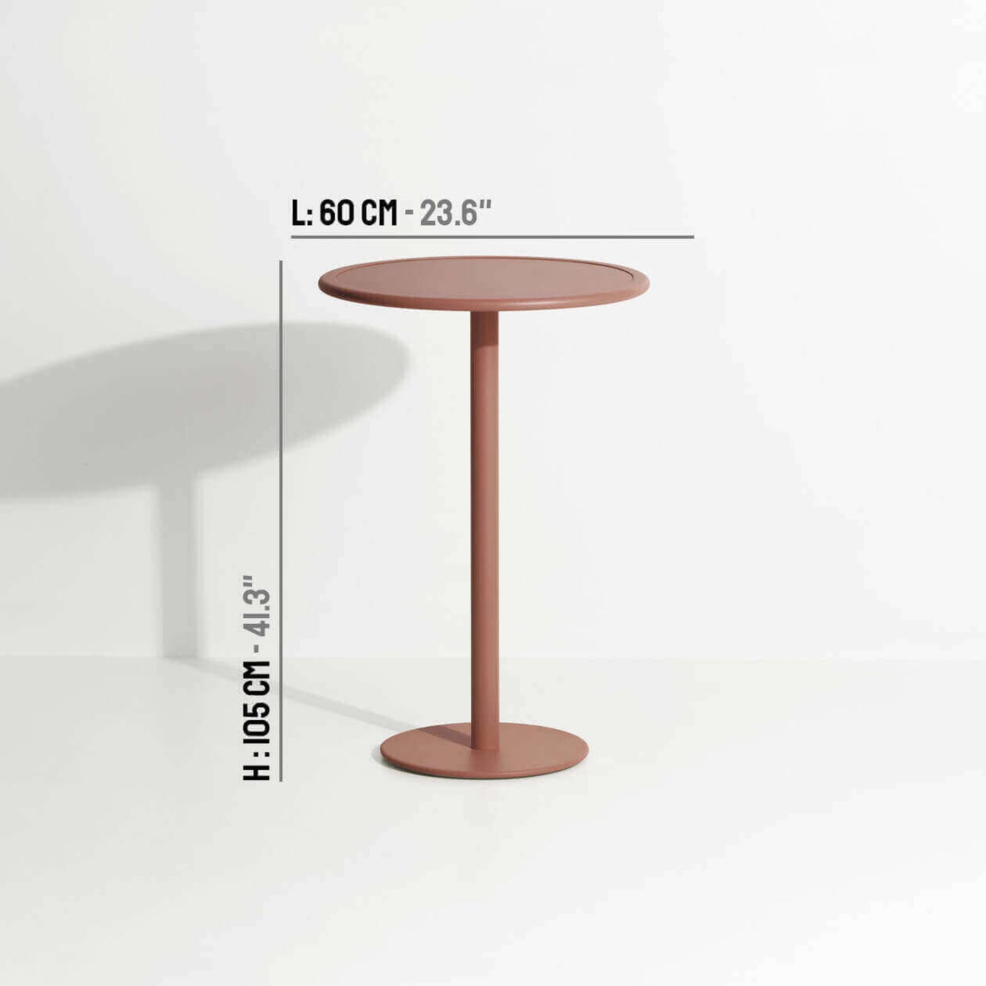 Eleganter Bartisch Week-End: Perfekt für stilvolle Outdoor-Momente.