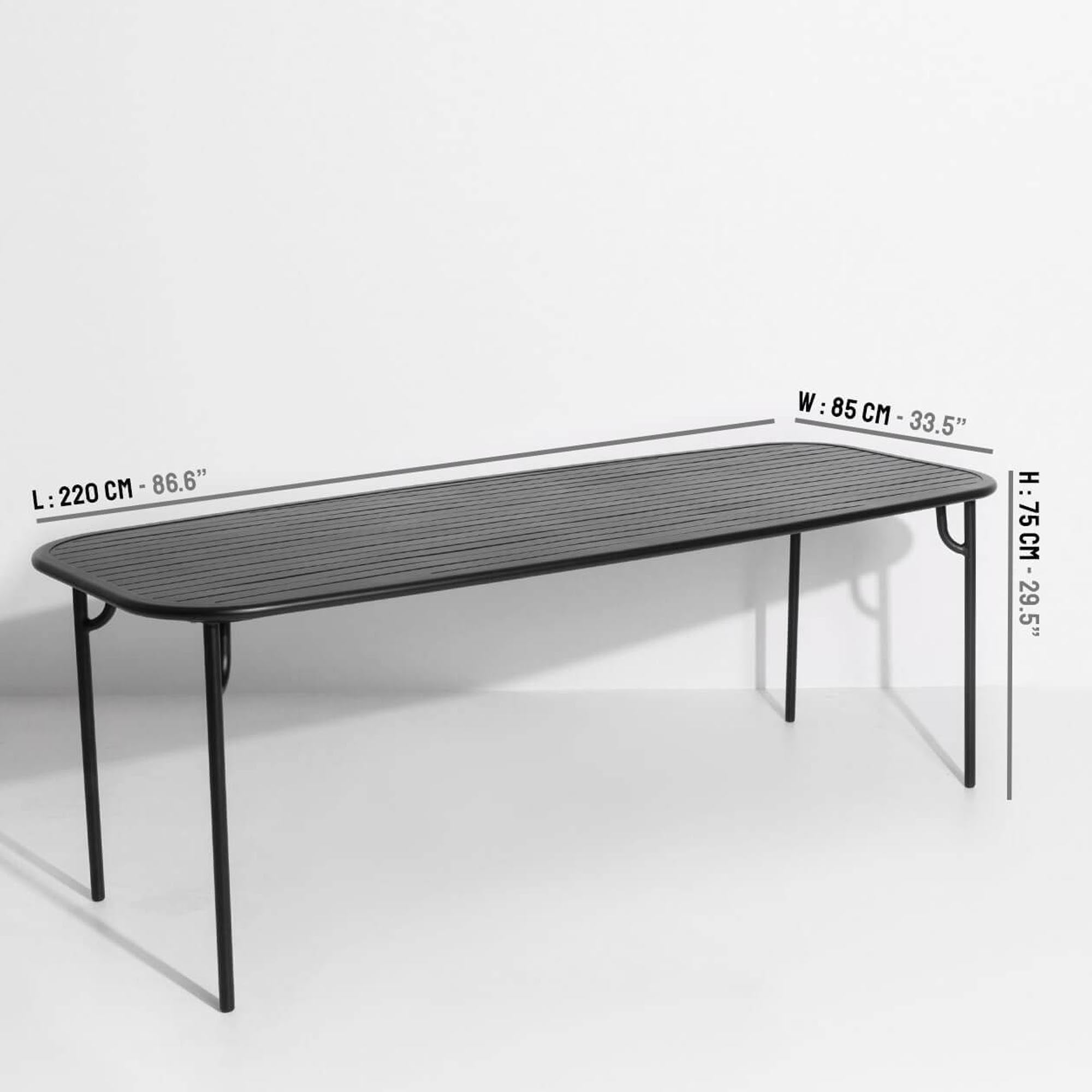 Eleganter Week-End Tisch Large für moderne Outdoor-Gestaltung.