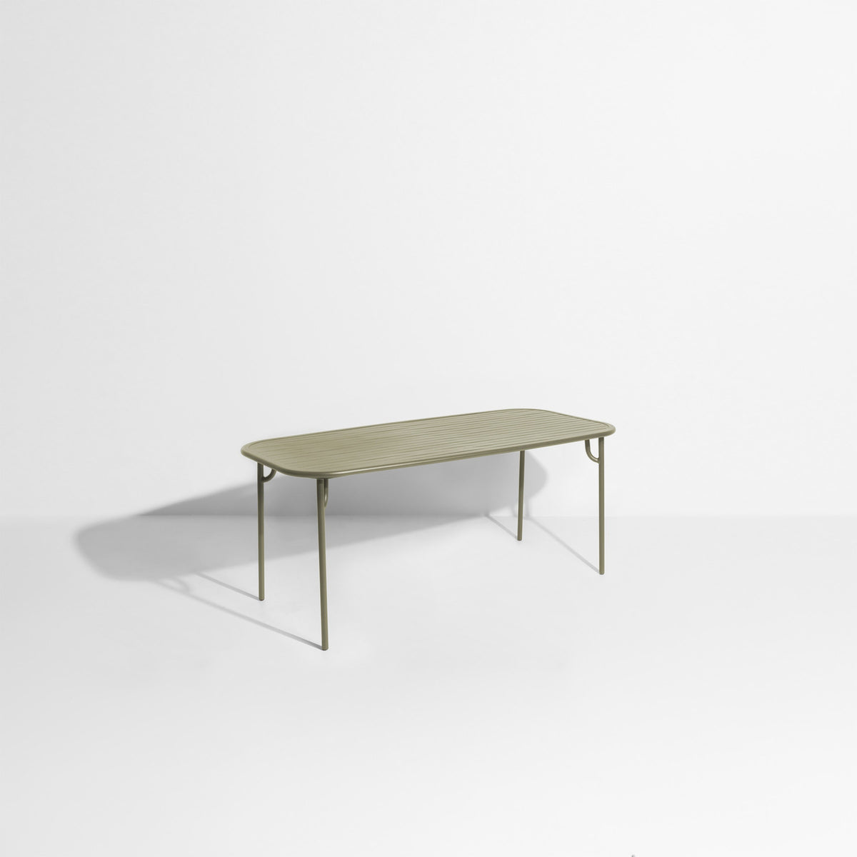 Week-End Tisch Medium in Jade Green präsentiert im Onlineshop von KAQTU Design AG. Gartentisch ist von Petite Friture