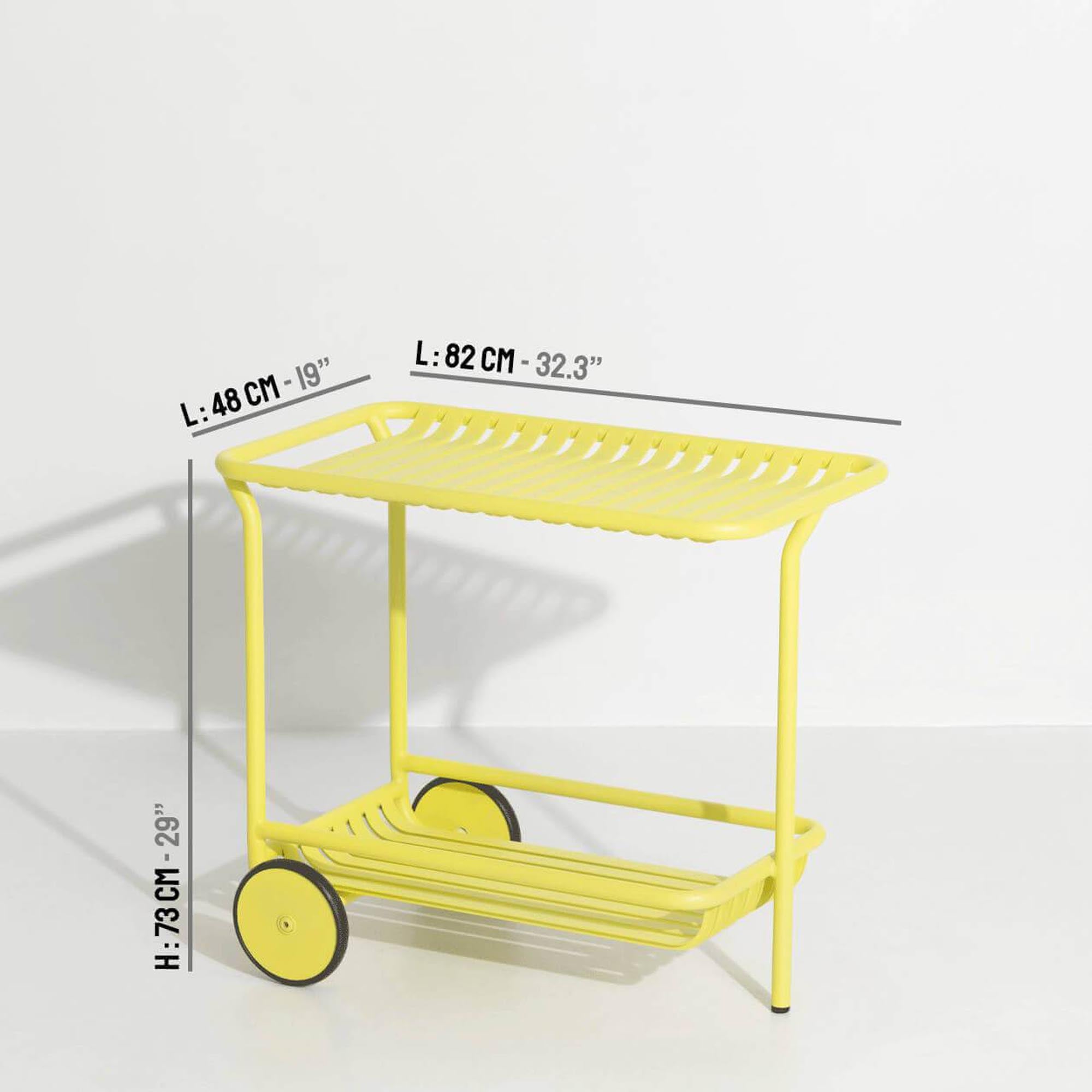 Eleganter Week-End Trolley von Petite Friture, ideal für Reisen und Ausflüge in der Stadt. Praktisch und modern im Design.