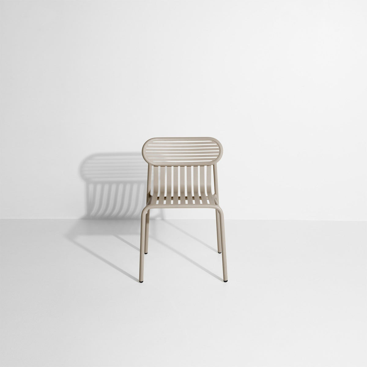 Week-End Gartenstuhl in Yellow präsentiert im Onlineshop von KAQTU Design AG. Gartenstuhl ist von Petite Friture
