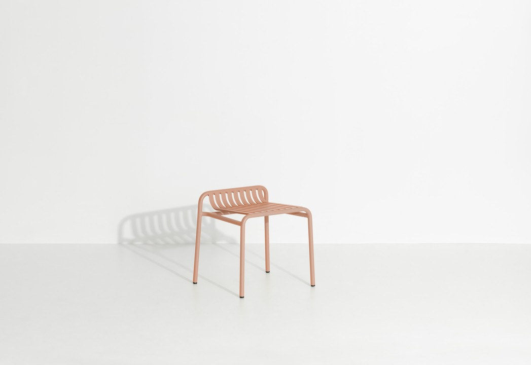 Week-End Gartenhocker in Blush präsentiert im Onlineshop von KAQTU Design AG. Hocker Outdoor ist von Petite Friture