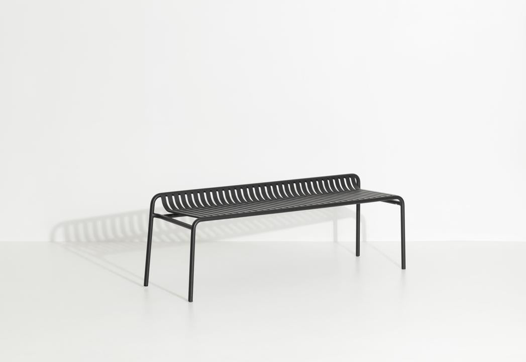 Week-End Gartenbank in Black präsentiert im Onlineshop von KAQTU Design AG. Gartenbank ist von Petite Friture
