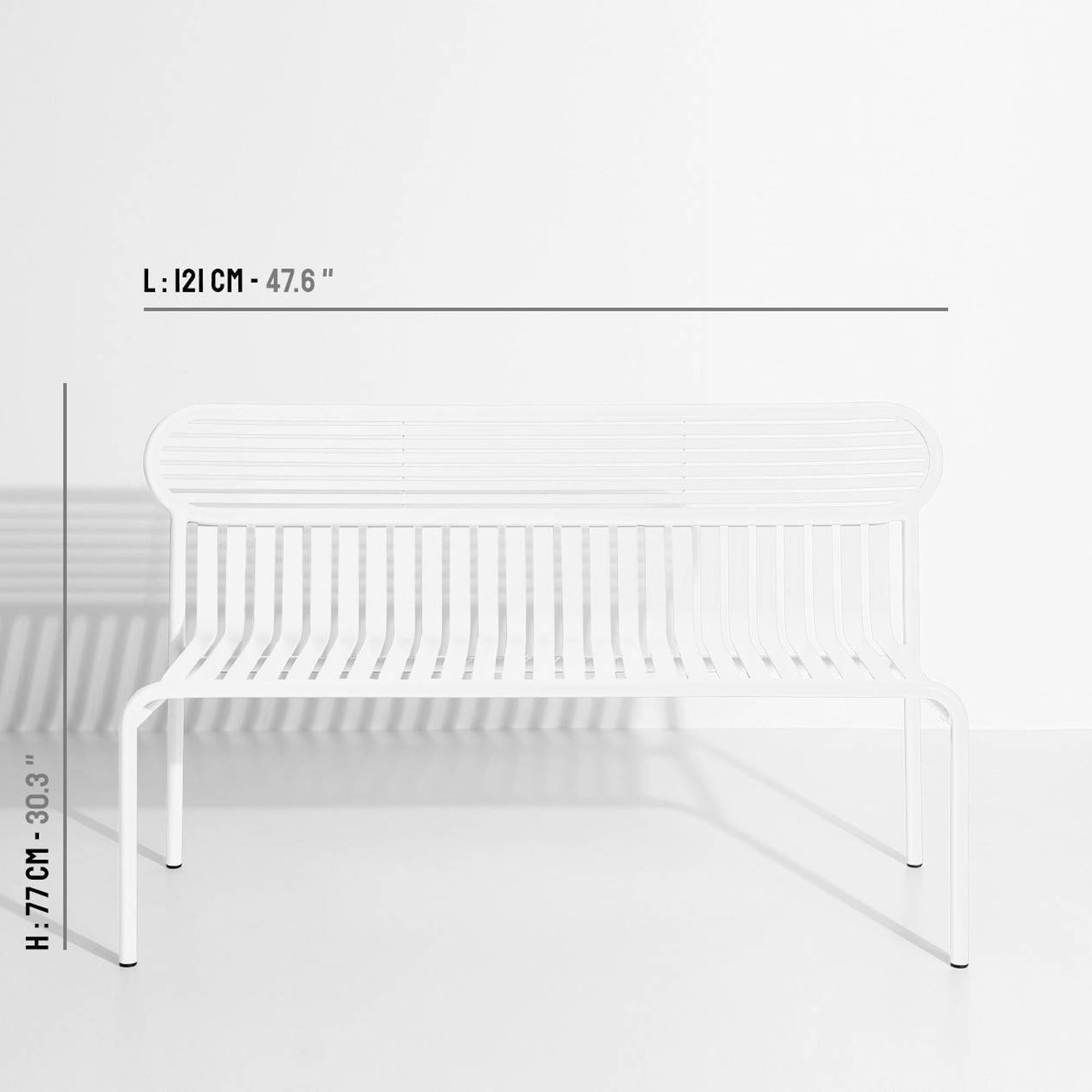 Moderne Week-End Gartenbank von Petite Friture in 9 lebhaften Farben.