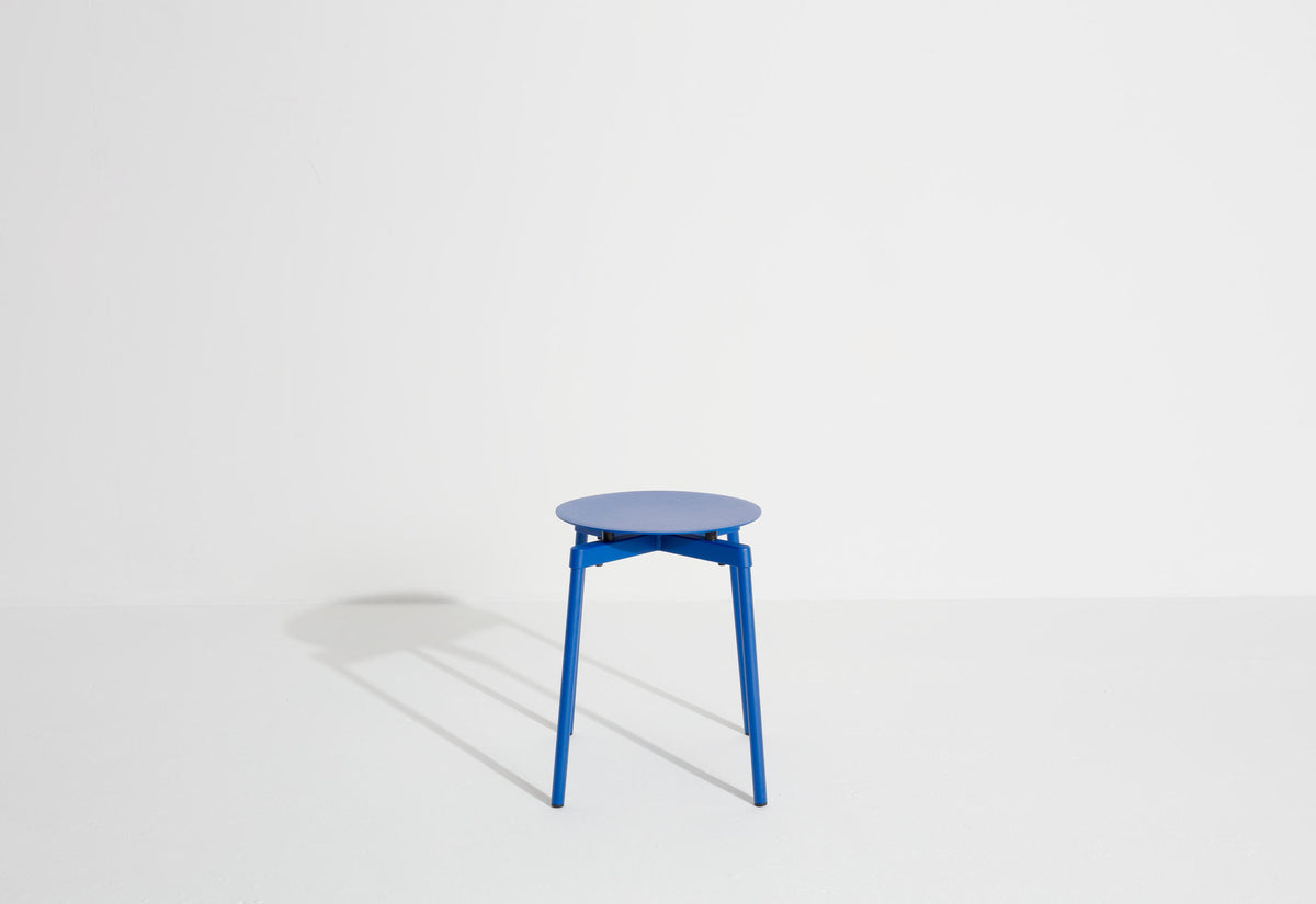 Fromme Barstuhl in Blue präsentiert im Onlineshop von KAQTU Design AG. Hocker Outdoor ist von Petite Friture