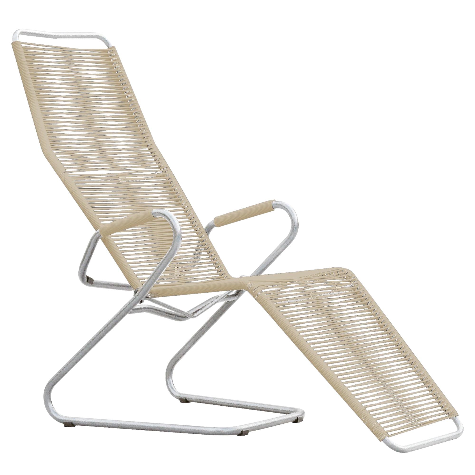 Locarno Spaghetti Liegestuhl in Pastellsand präsentiert im Onlineshop von KAQTU Design AG. Liegestuhl ist von Schaffner